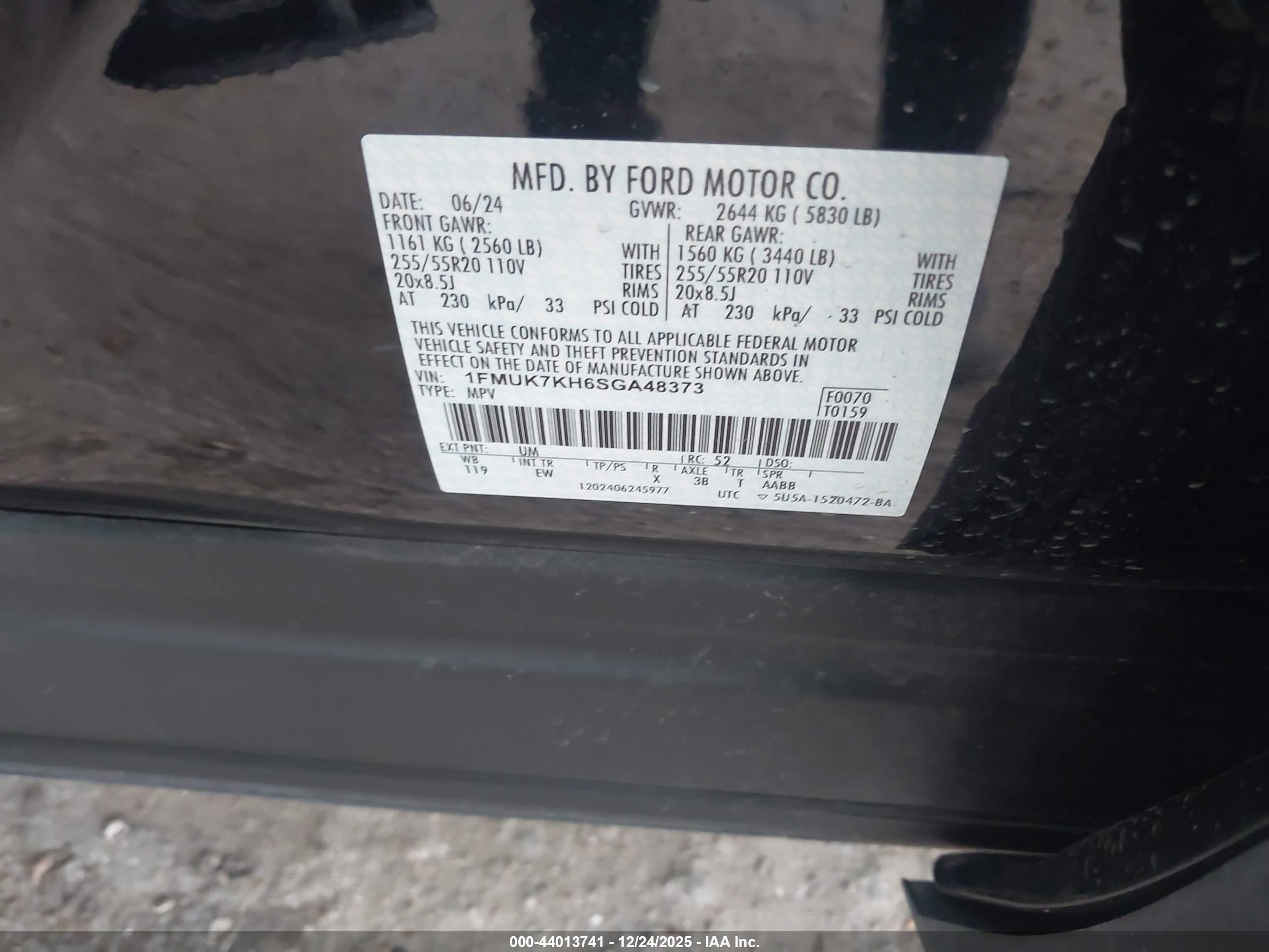 FORD EXPLORER image 9