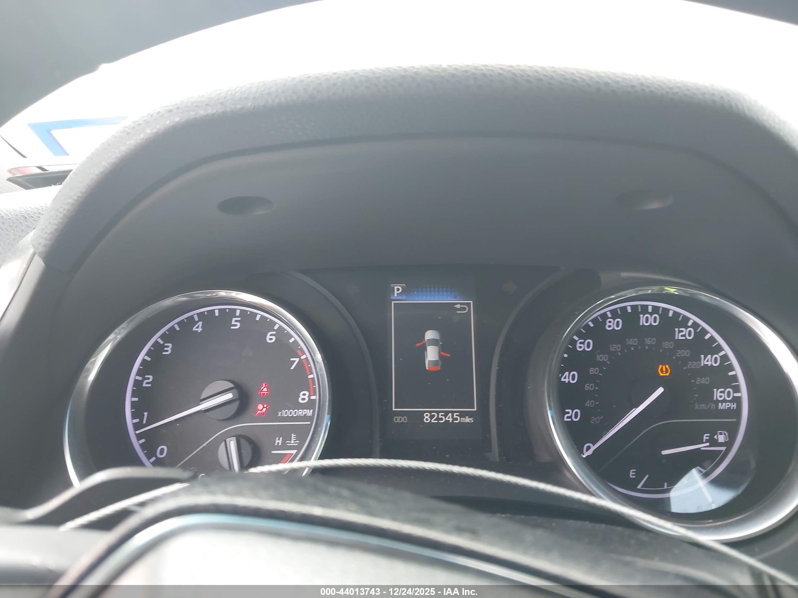 TOYOTA CAMRY image 7