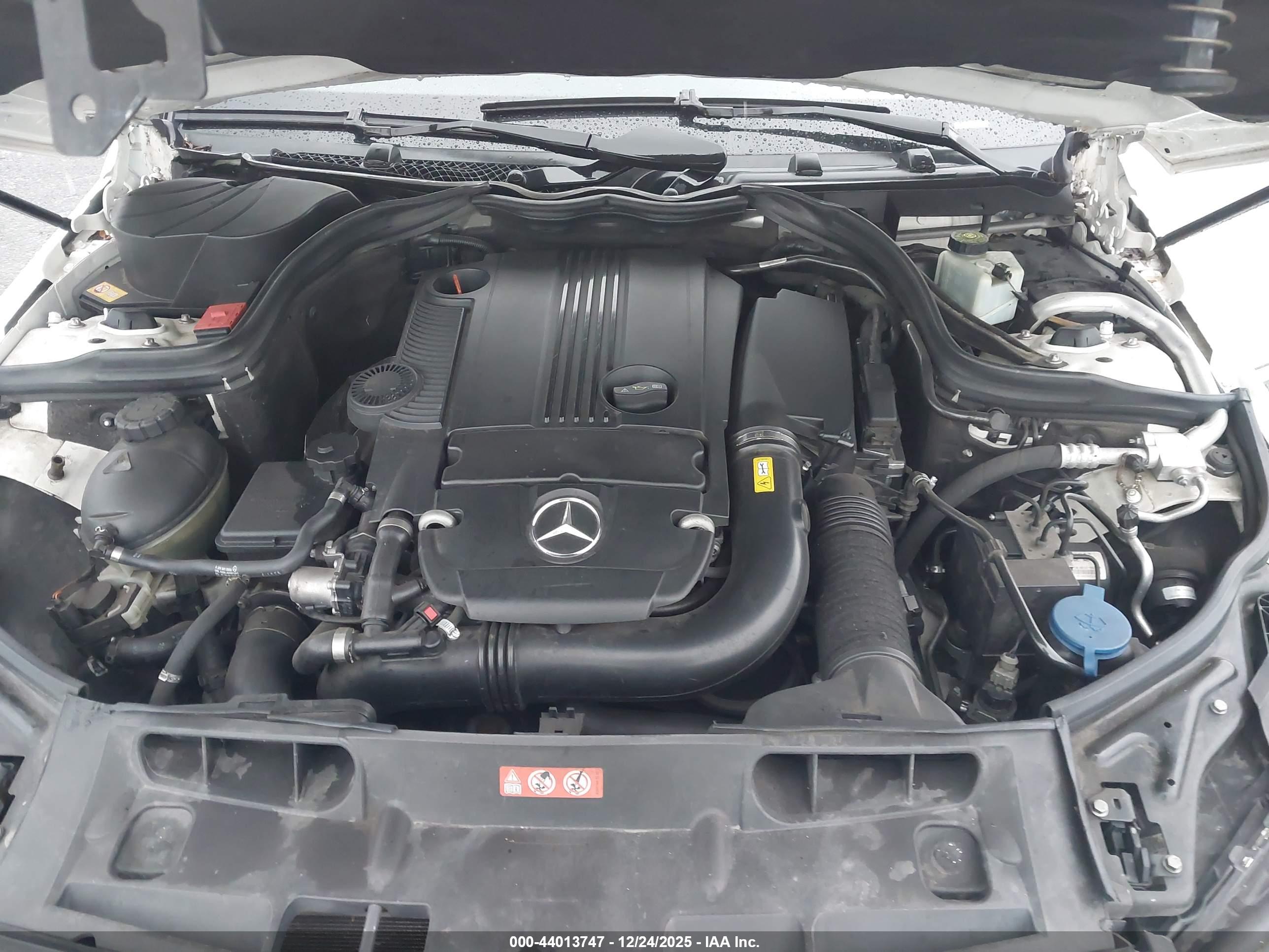 MERCEDES-BENZ C image 10