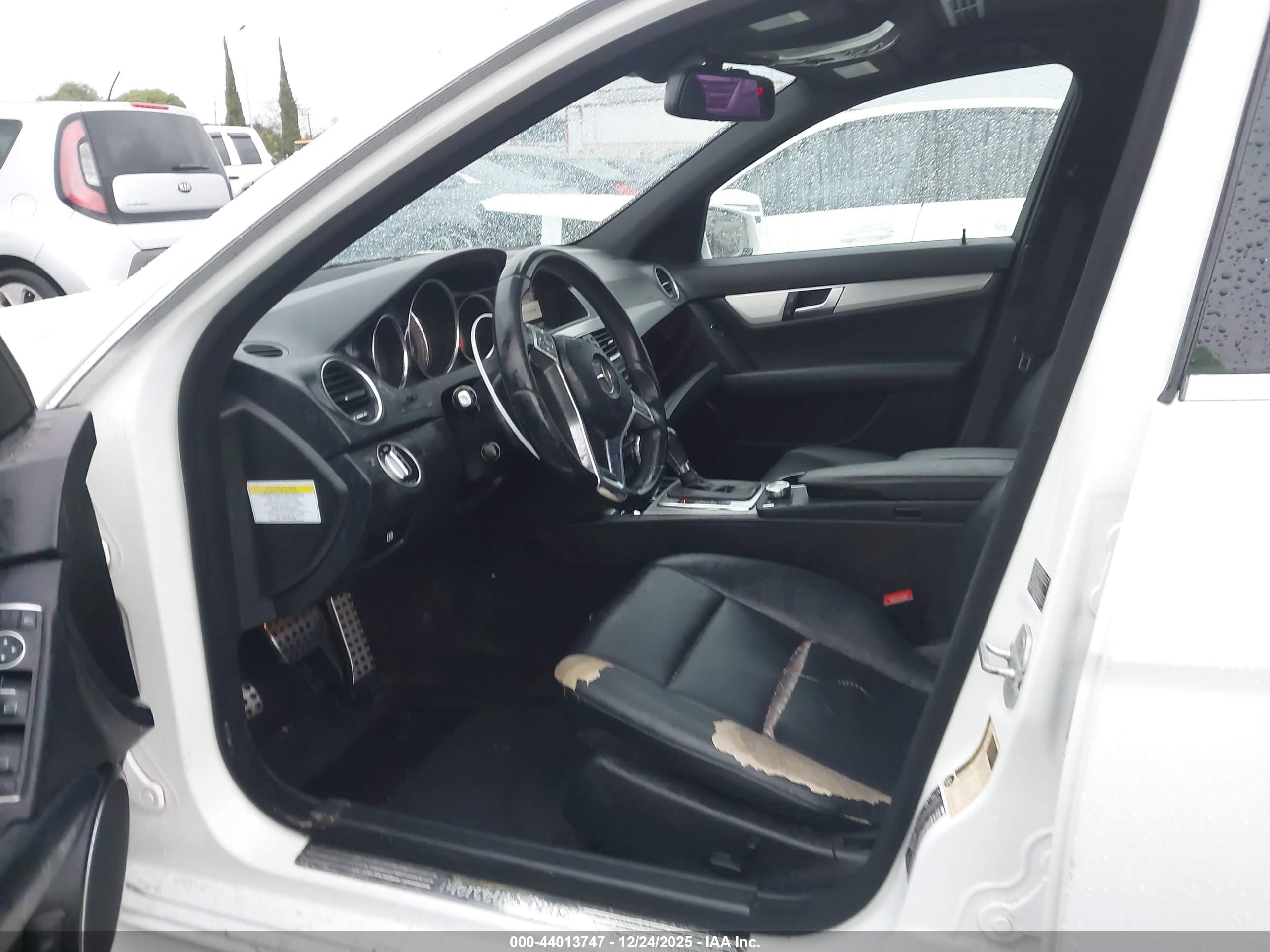MERCEDES-BENZ C image 5