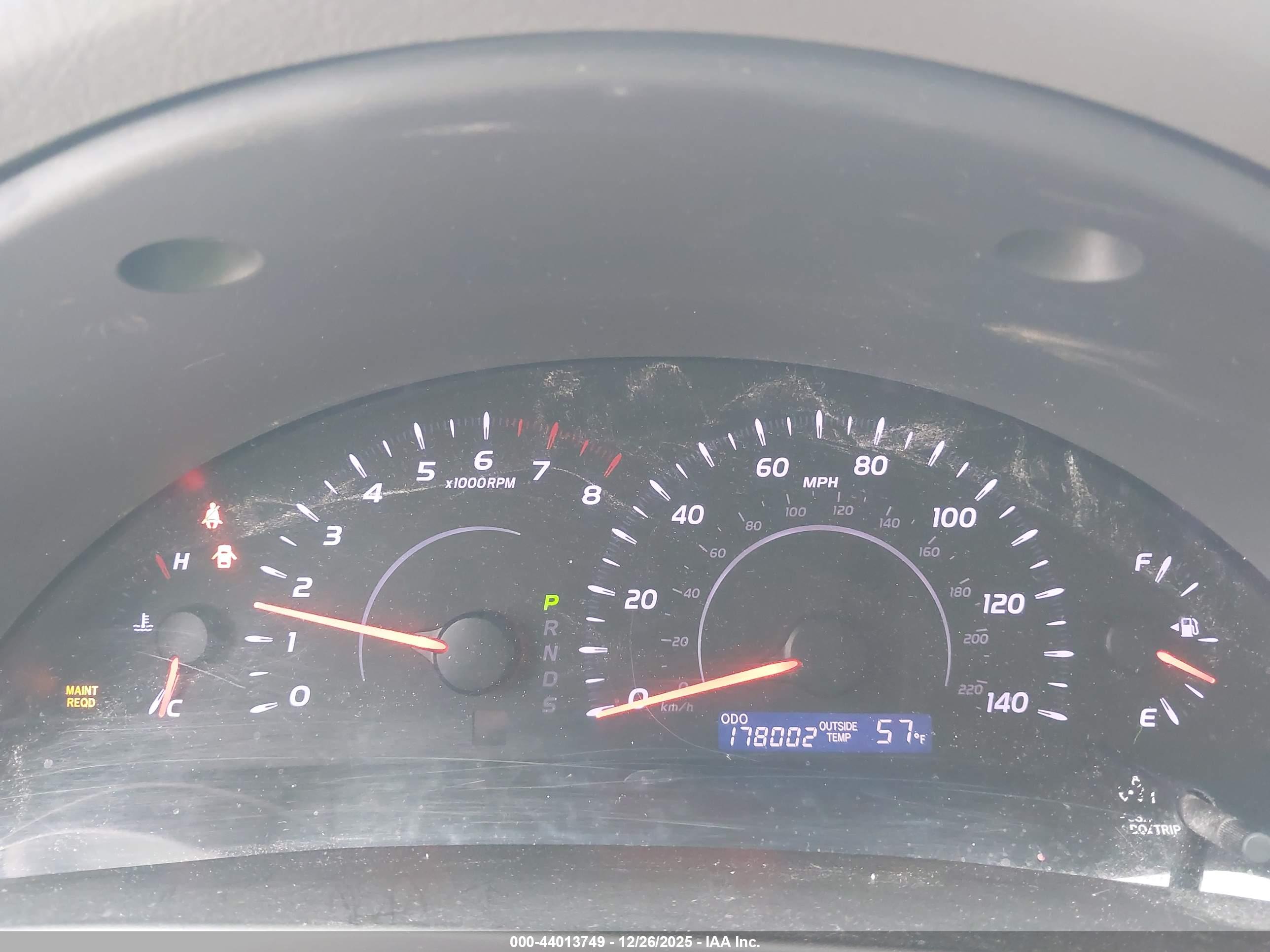 TOYOTA CAMRY image 7