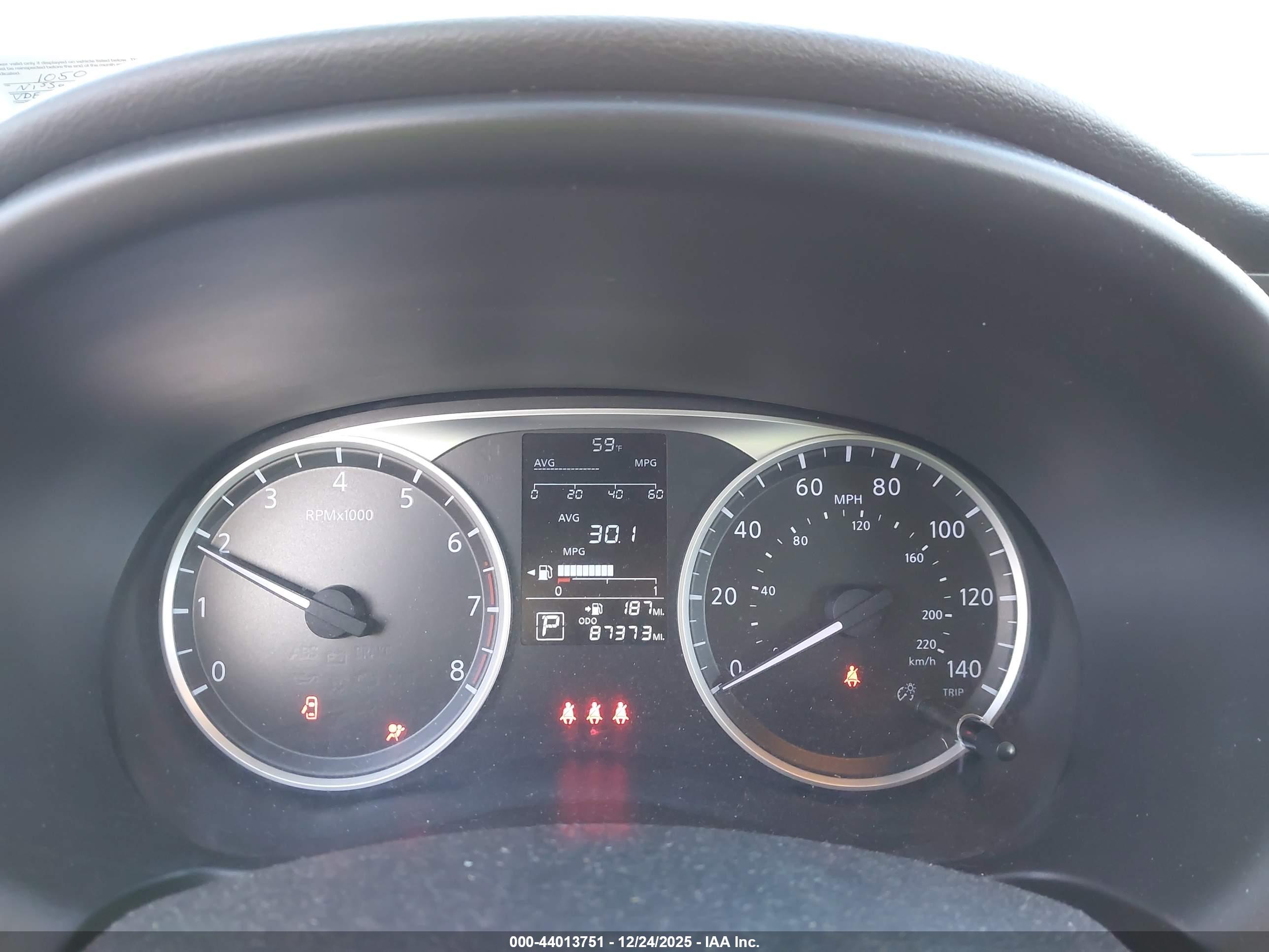 NISSAN KICKS image 7