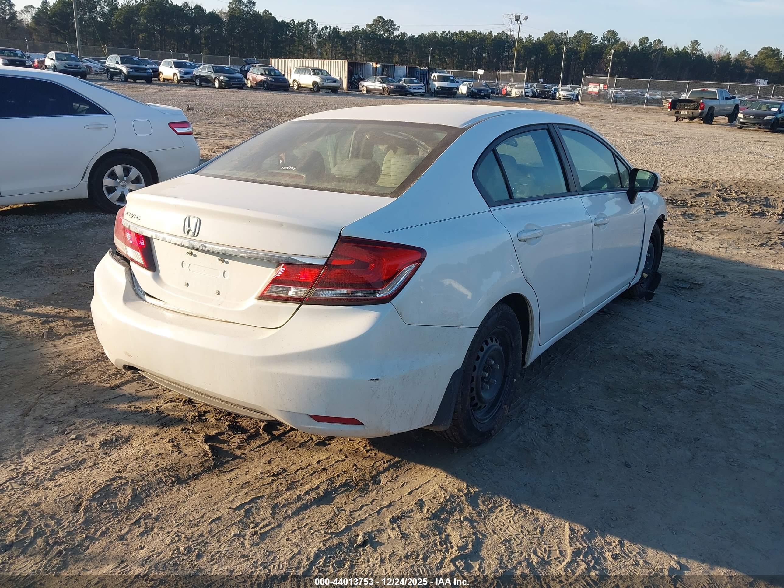 HONDA CIVIC image 4