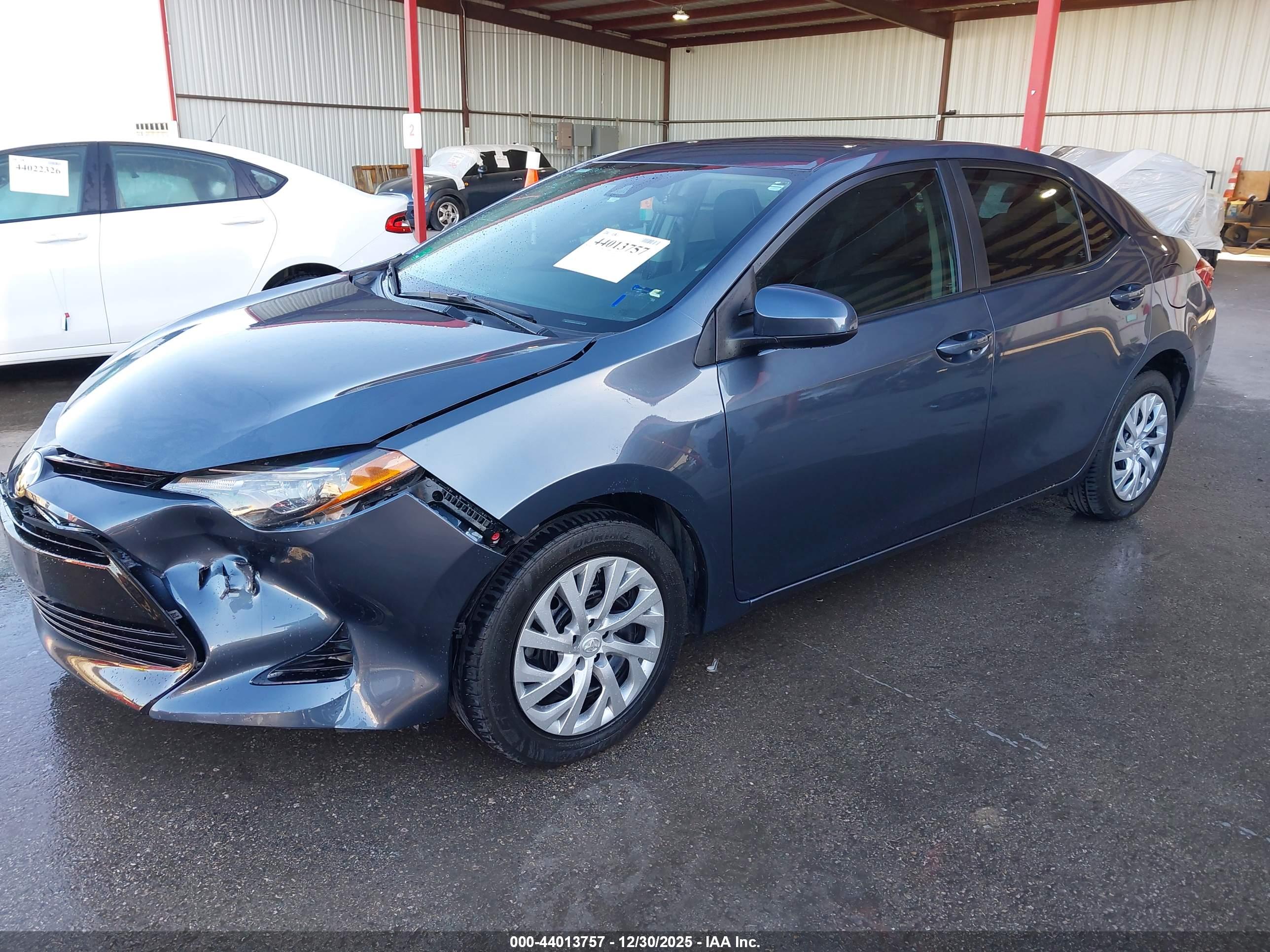 TOYOTA COROLLA image 2