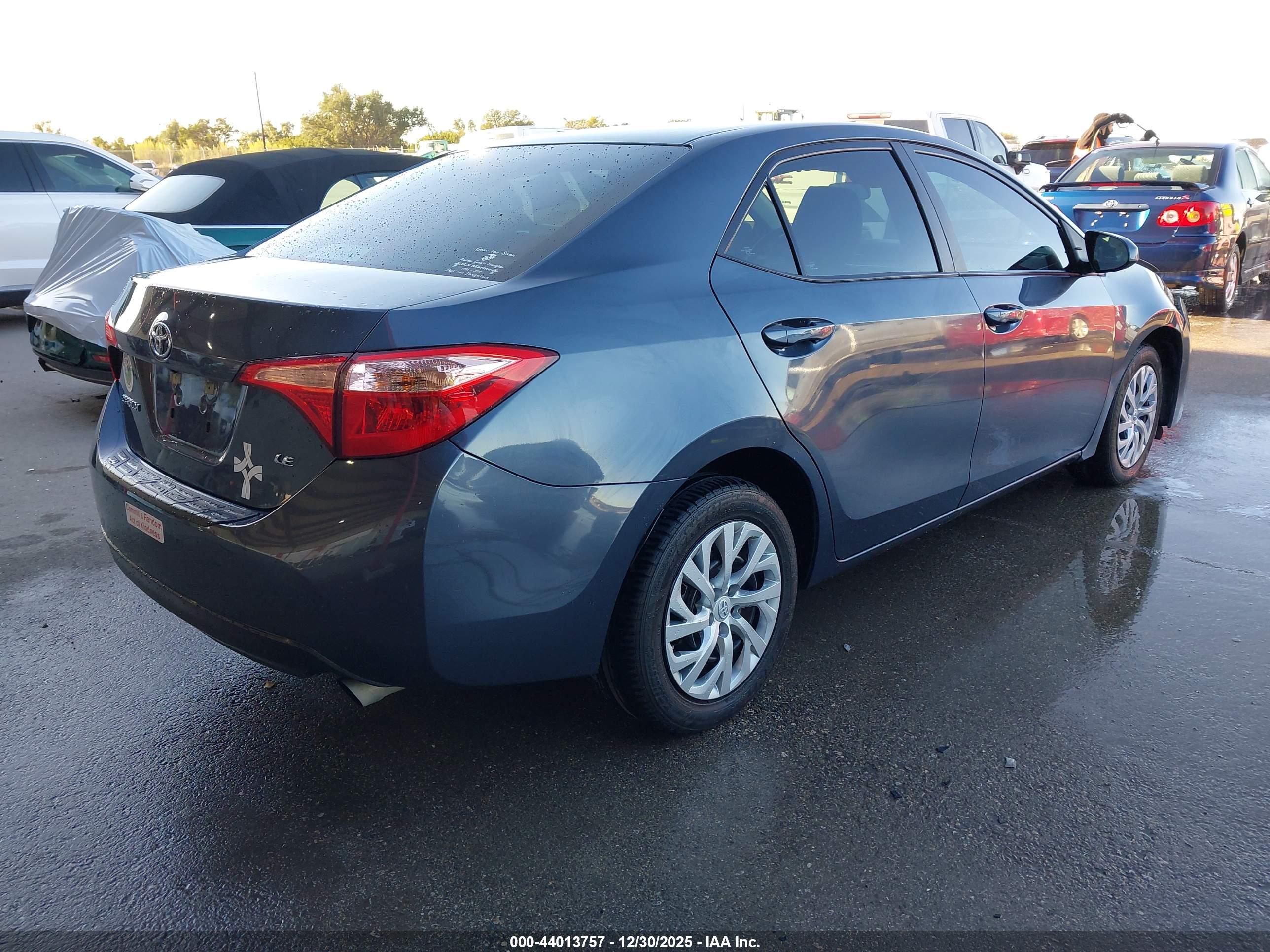 TOYOTA COROLLA image 4