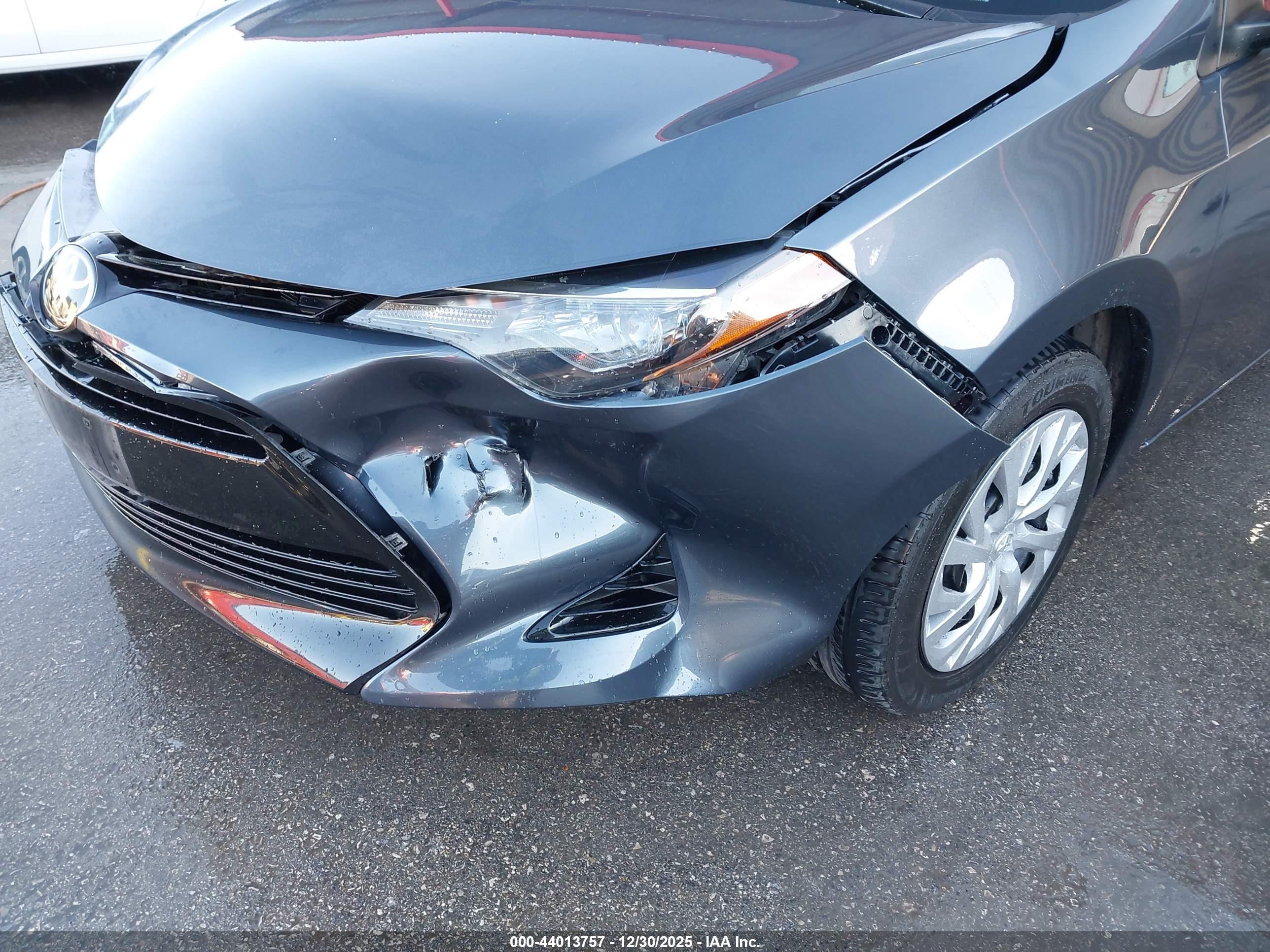 TOYOTA COROLLA image 6