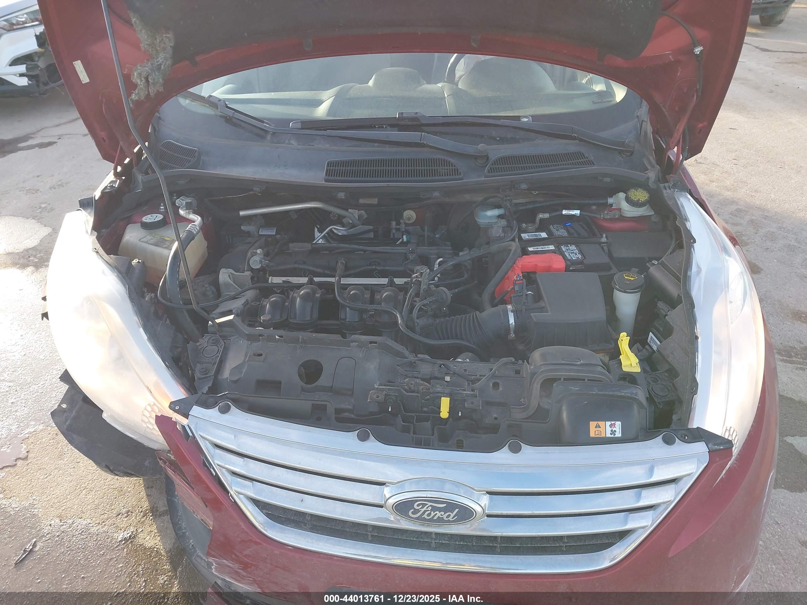FORD FIESTA image 10