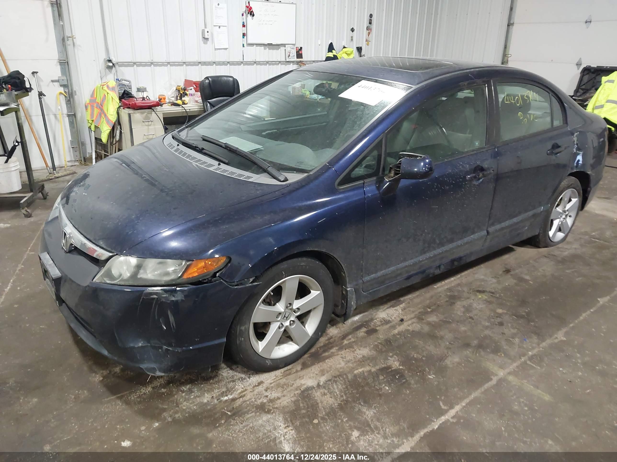 HONDA CIVIC image 2