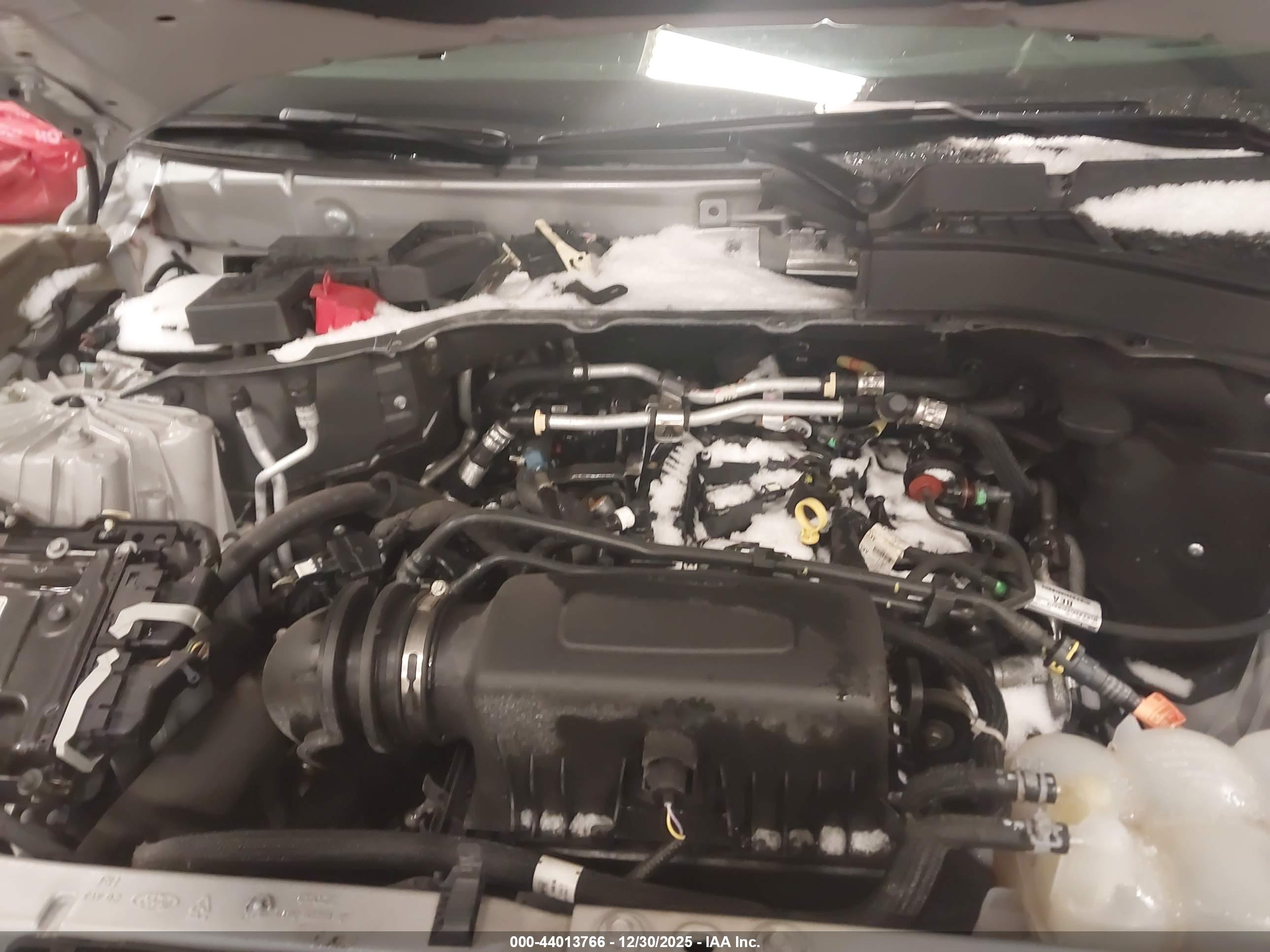 FORD EXPLORER image 10