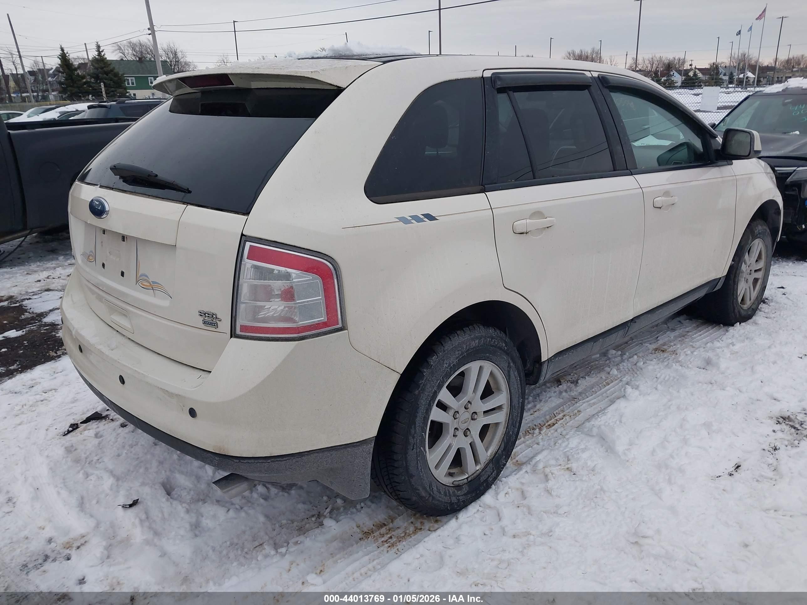 FORD EDGE image 4