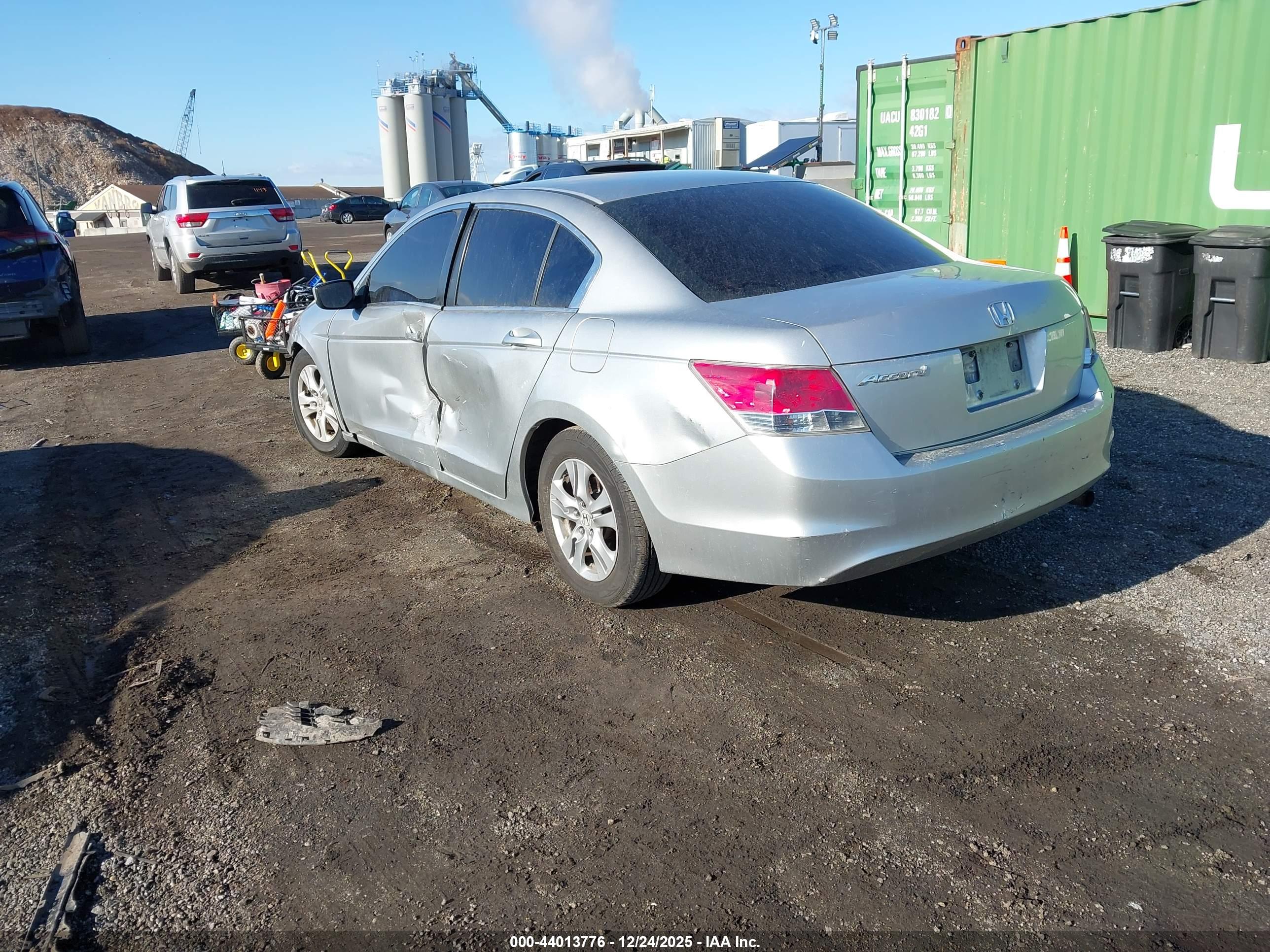 HONDA ACCORD image 3