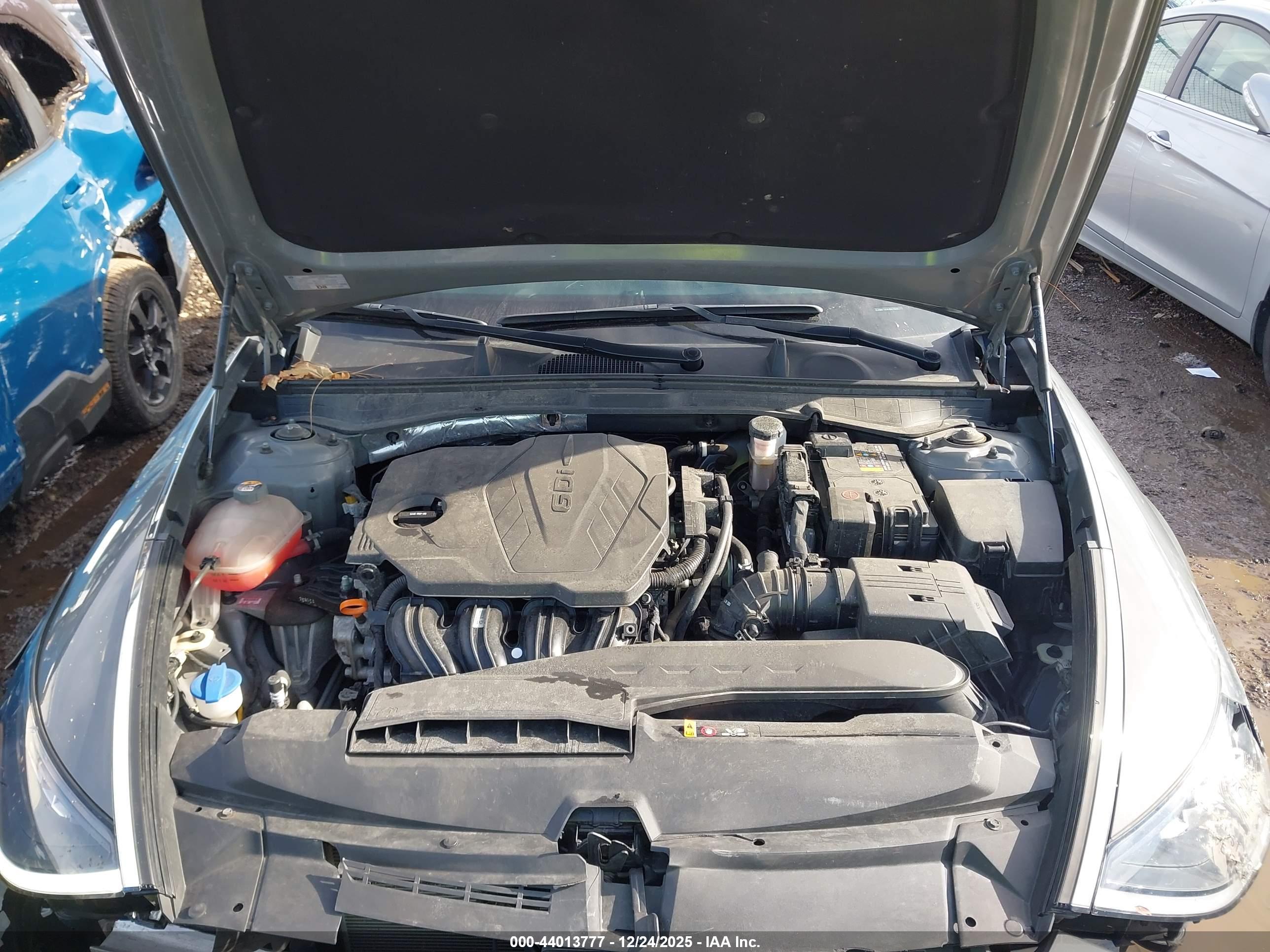 HYUNDAI SONATA image 10