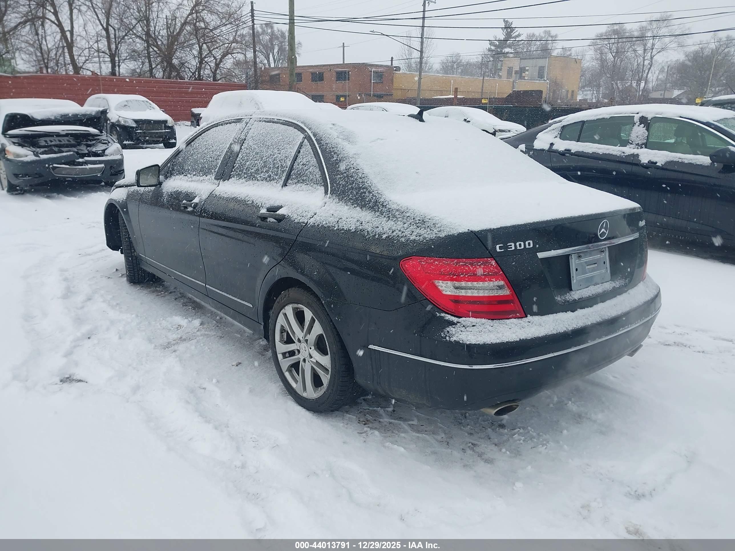 MERCEDES-BENZ C image 3
