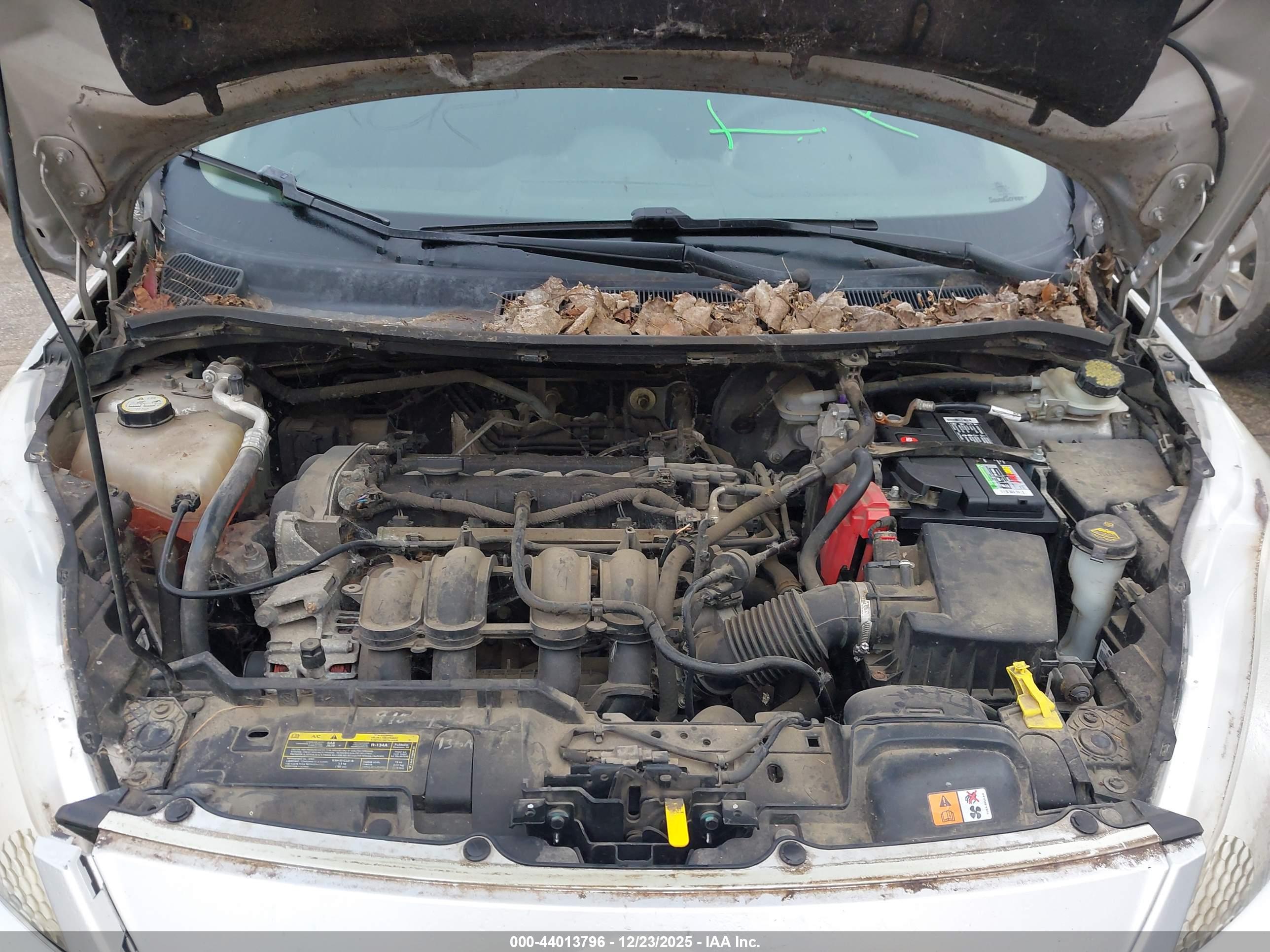 FORD FIESTA image 10