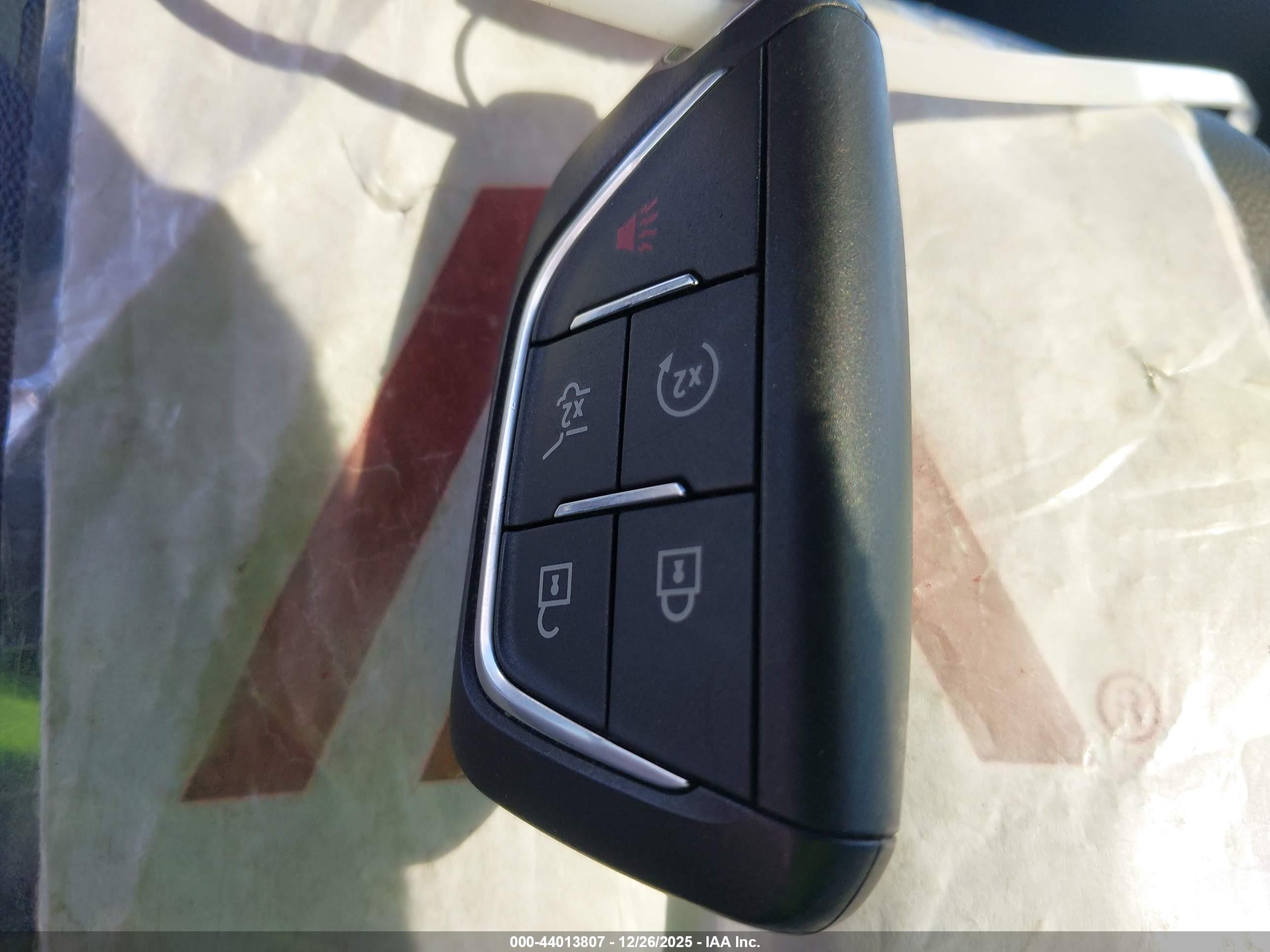 CADILLAC LYRIQ image 11
