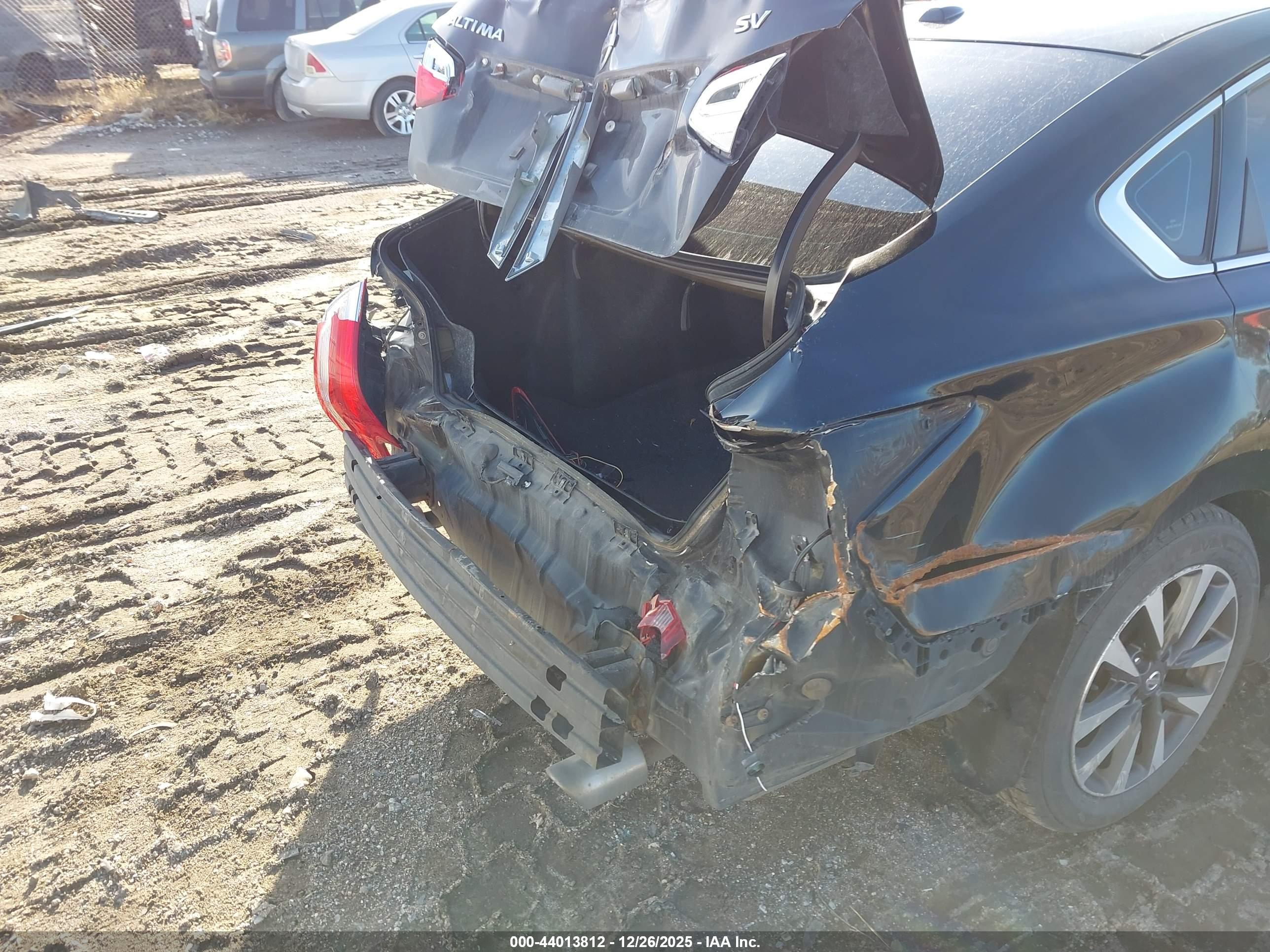 NISSAN ALTIMA image 6