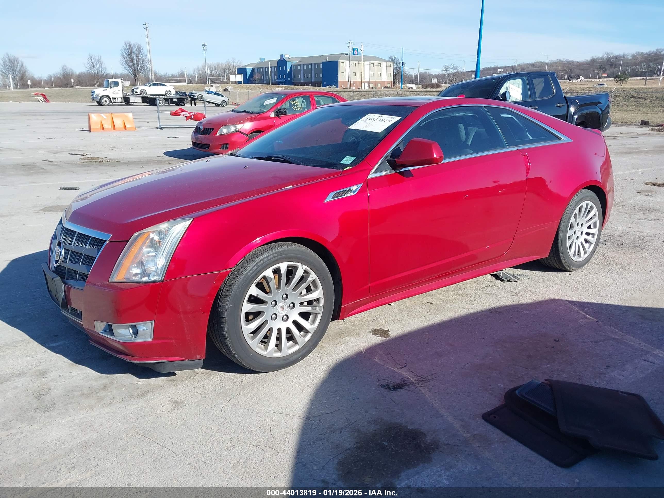 CADILLAC CTS image 2