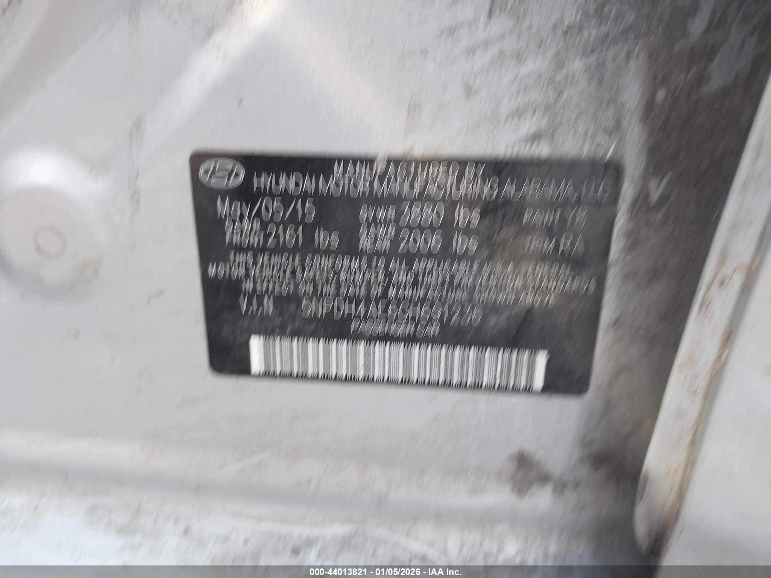HYUNDAI ELANTRA image 9