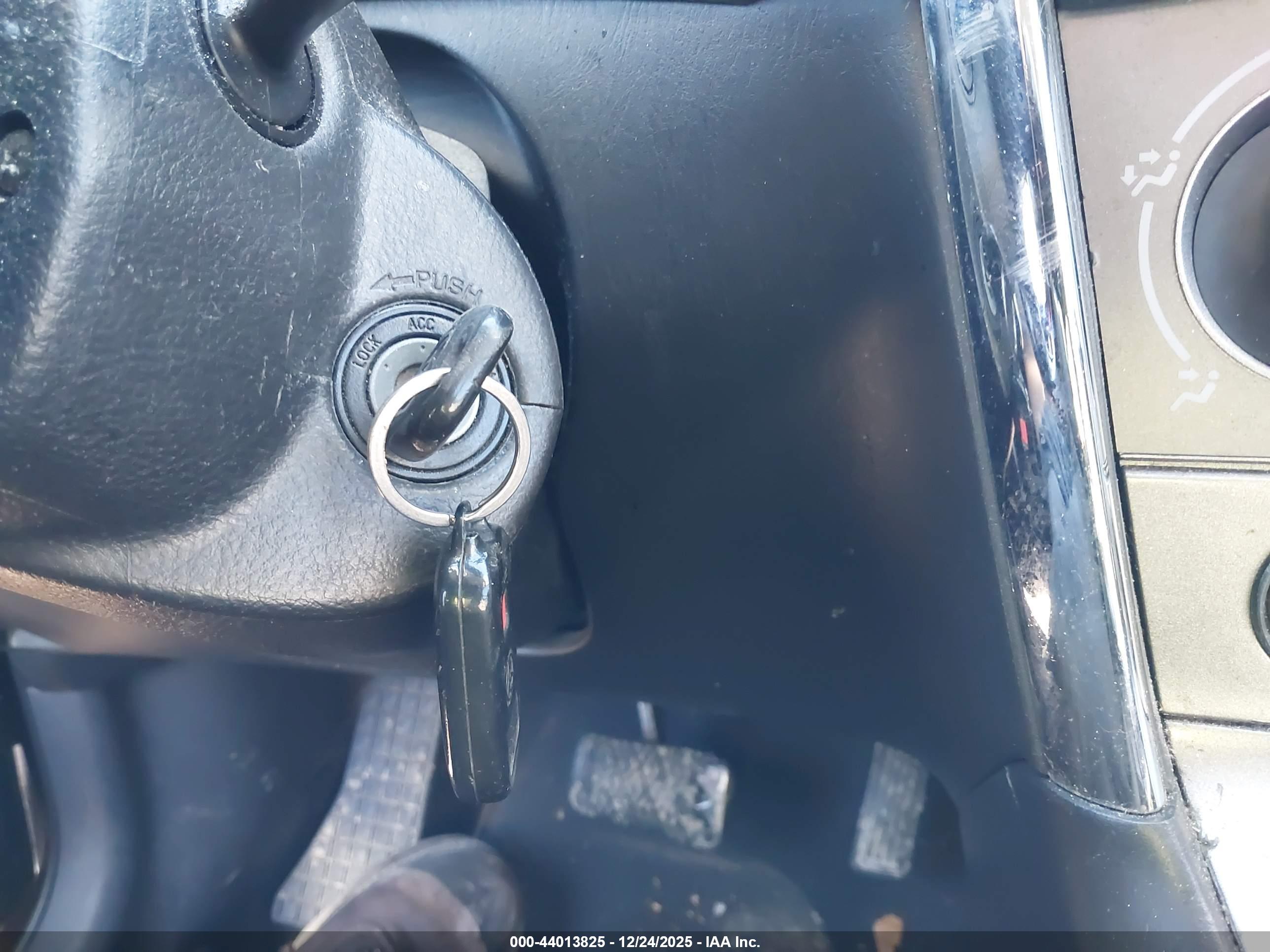 TOYOTA MATRIX image 11