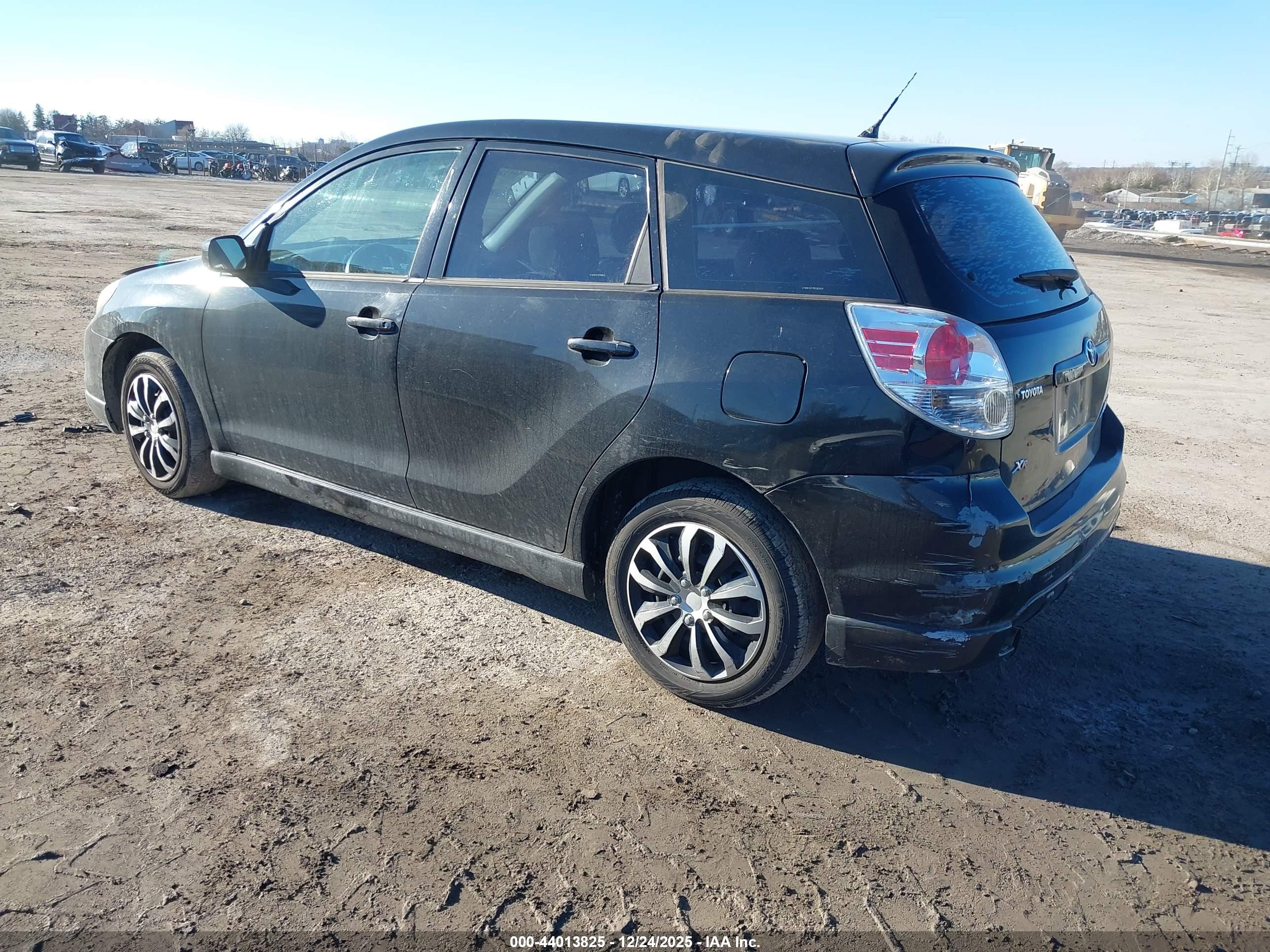 TOYOTA MATRIX image 3