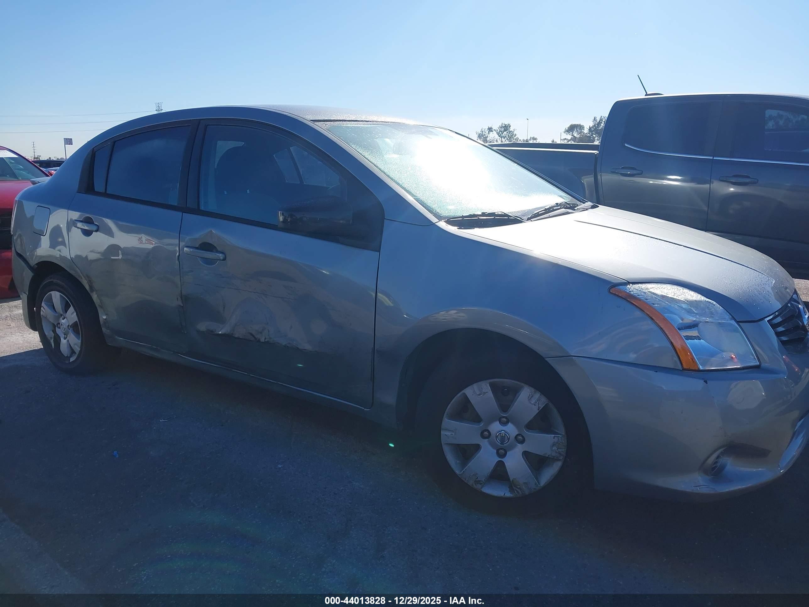 NISSAN SENTRA image 6