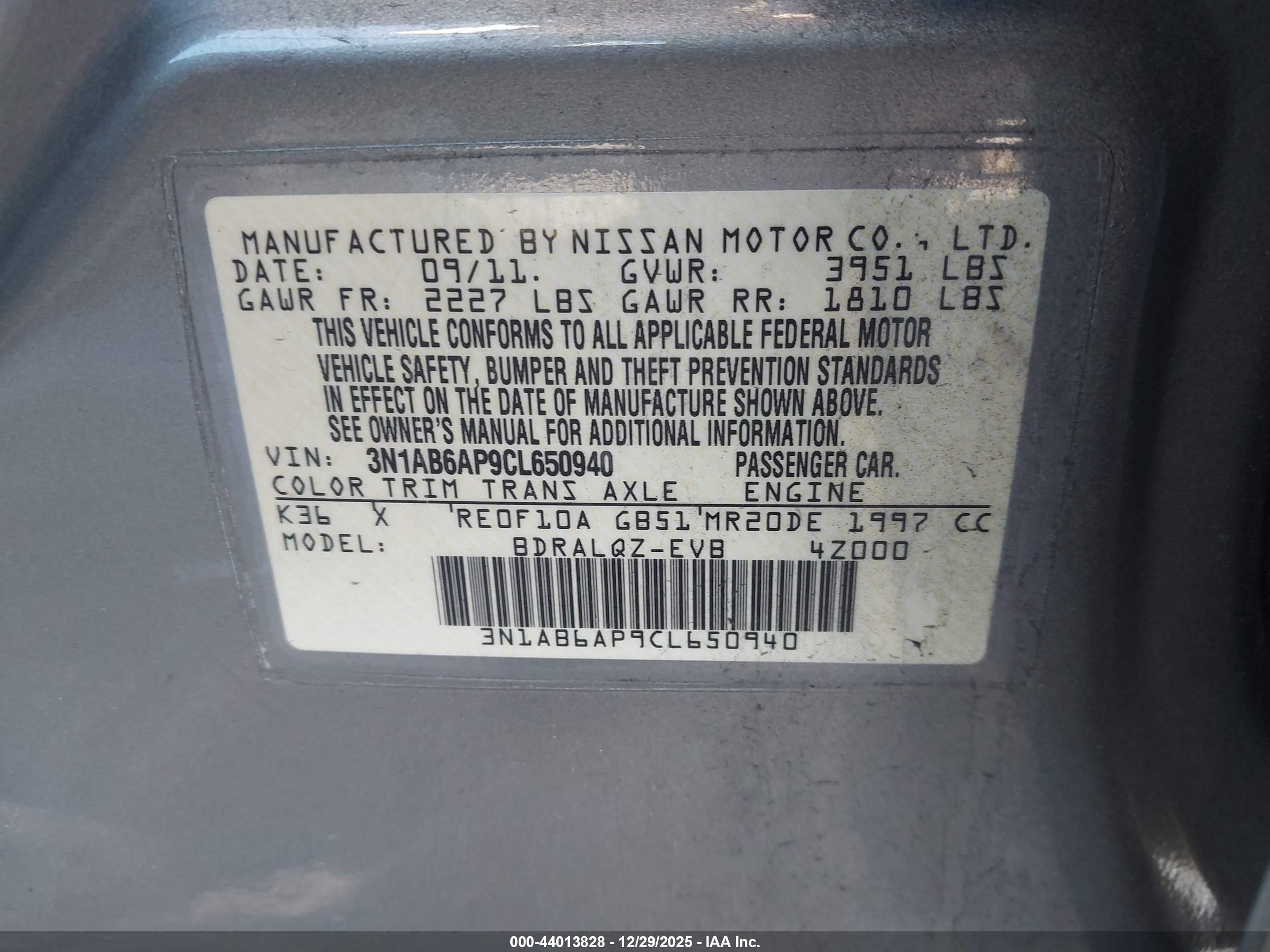 NISSAN SENTRA image 9