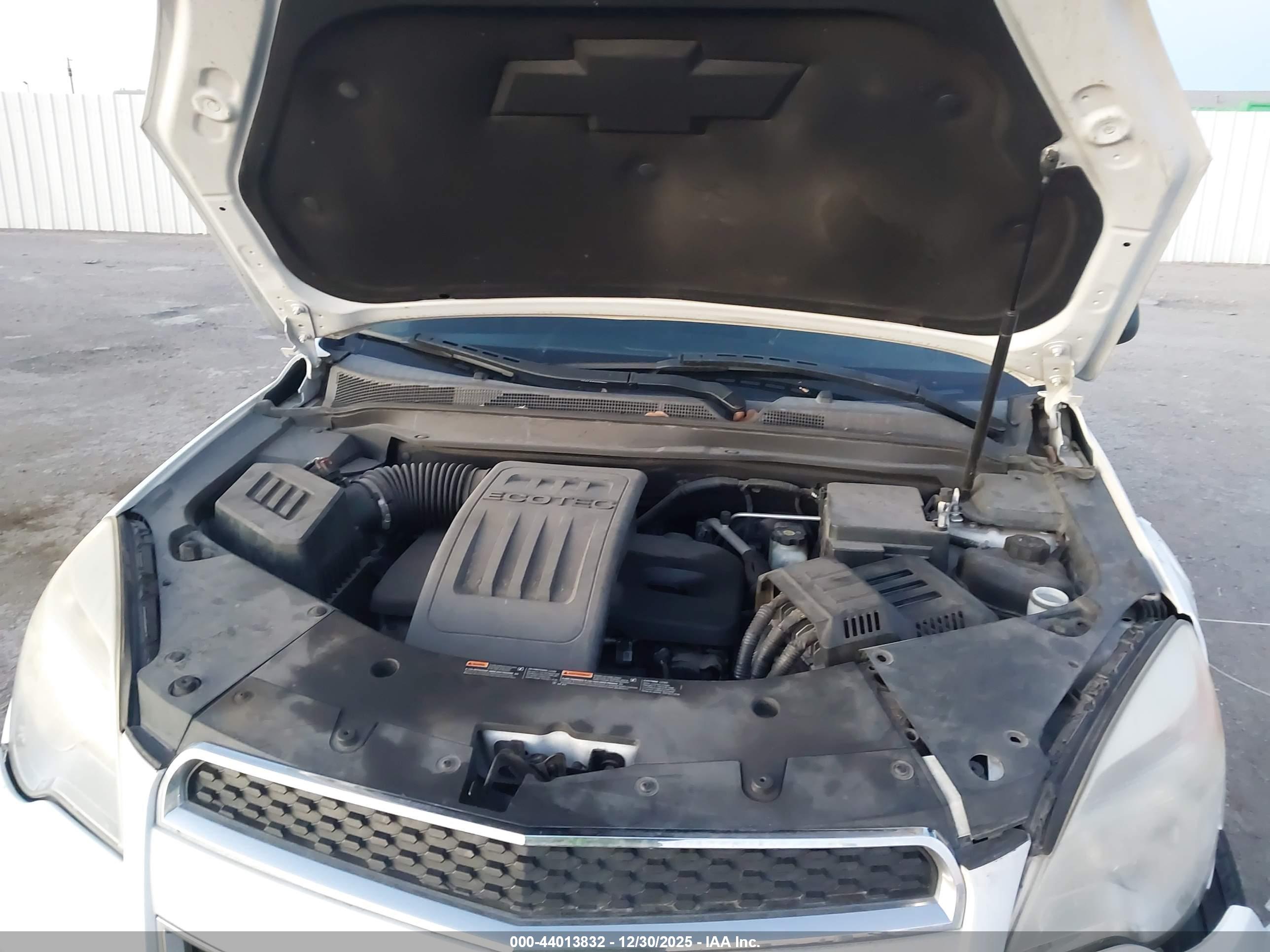 CHEVROLET EQUINOX image 10