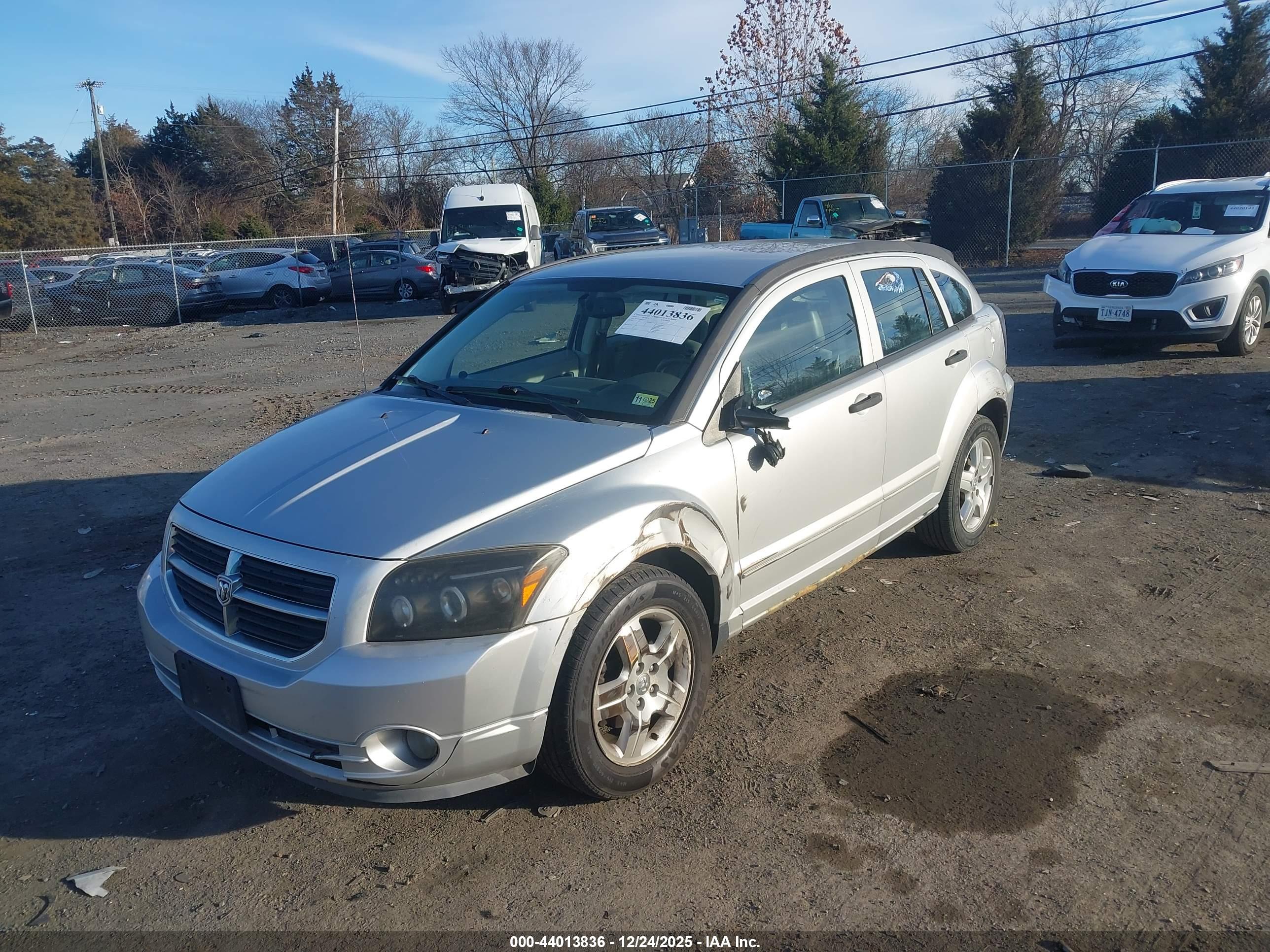 DODGE CALIBER image 2