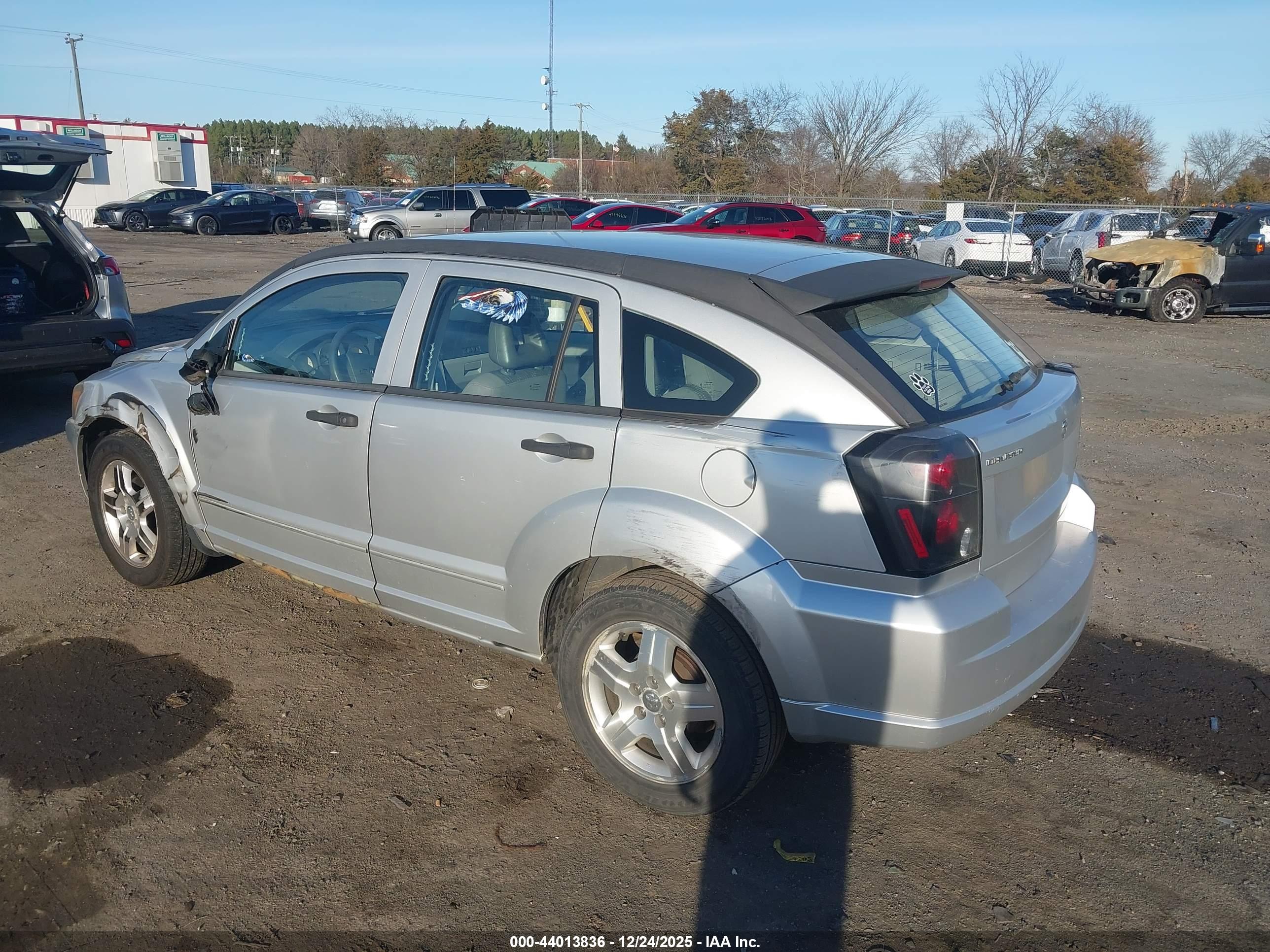DODGE CALIBER image 3