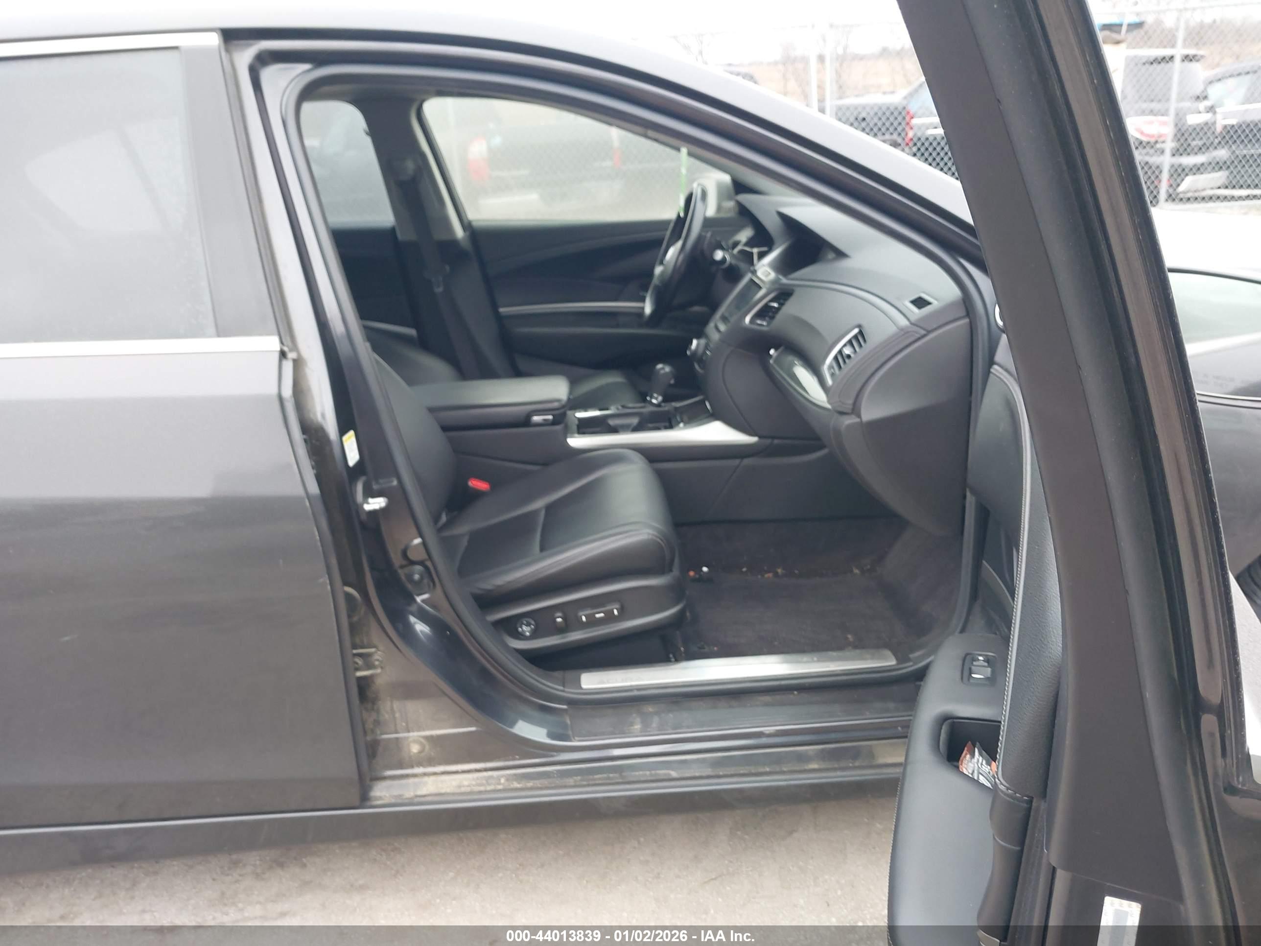 ACURA RLX image 5