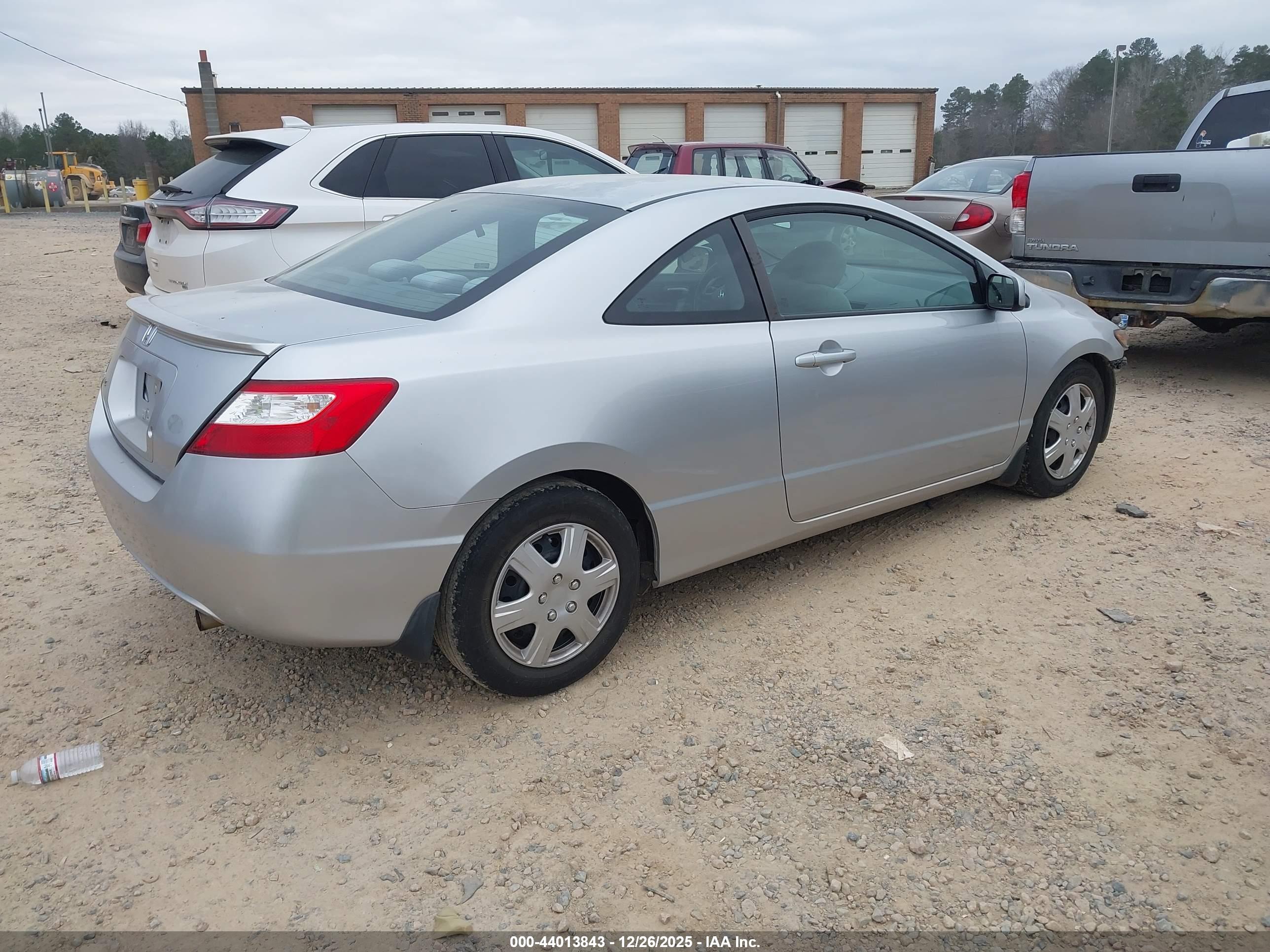HONDA CIVIC image 4