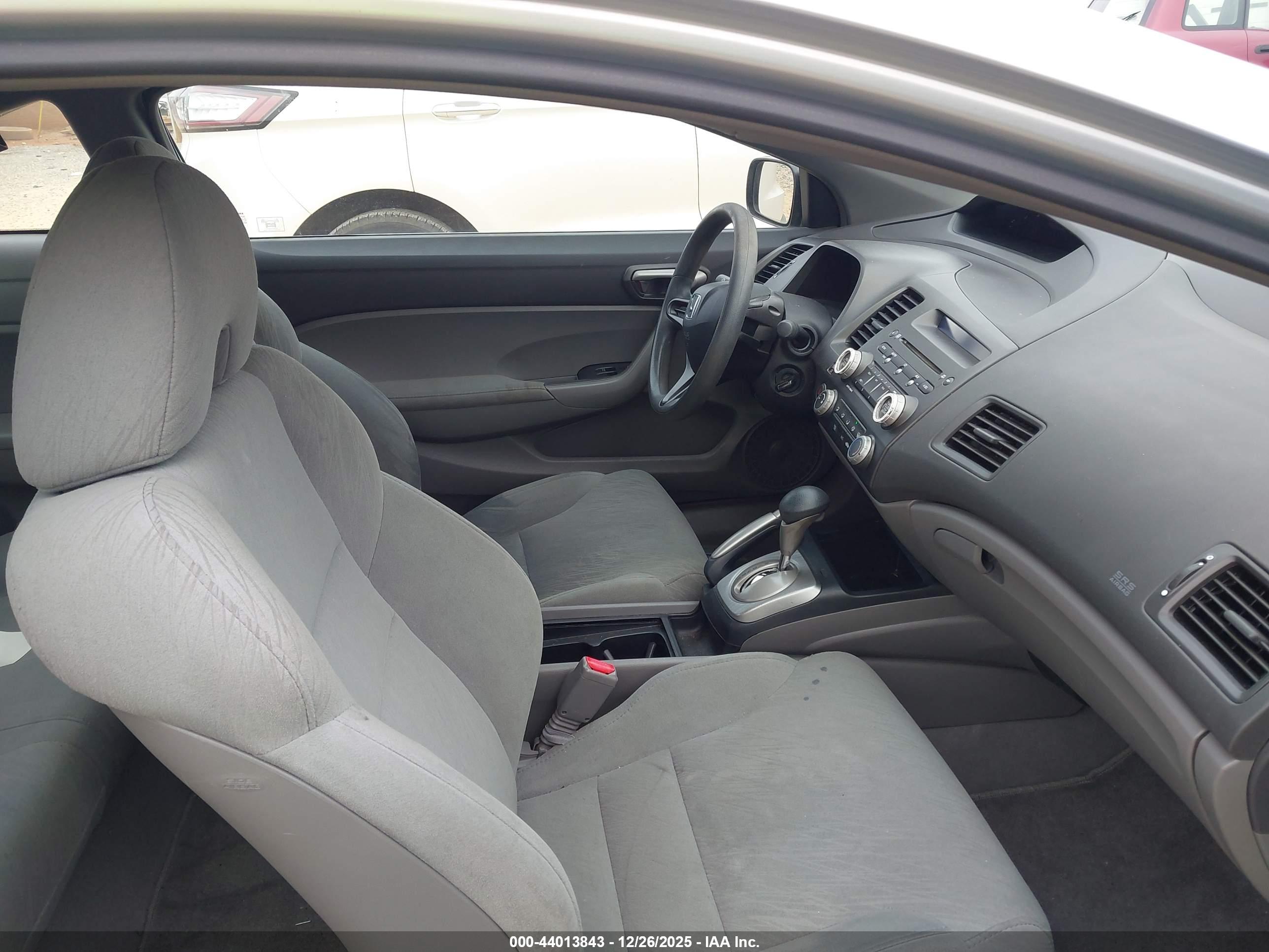 HONDA CIVIC image 5