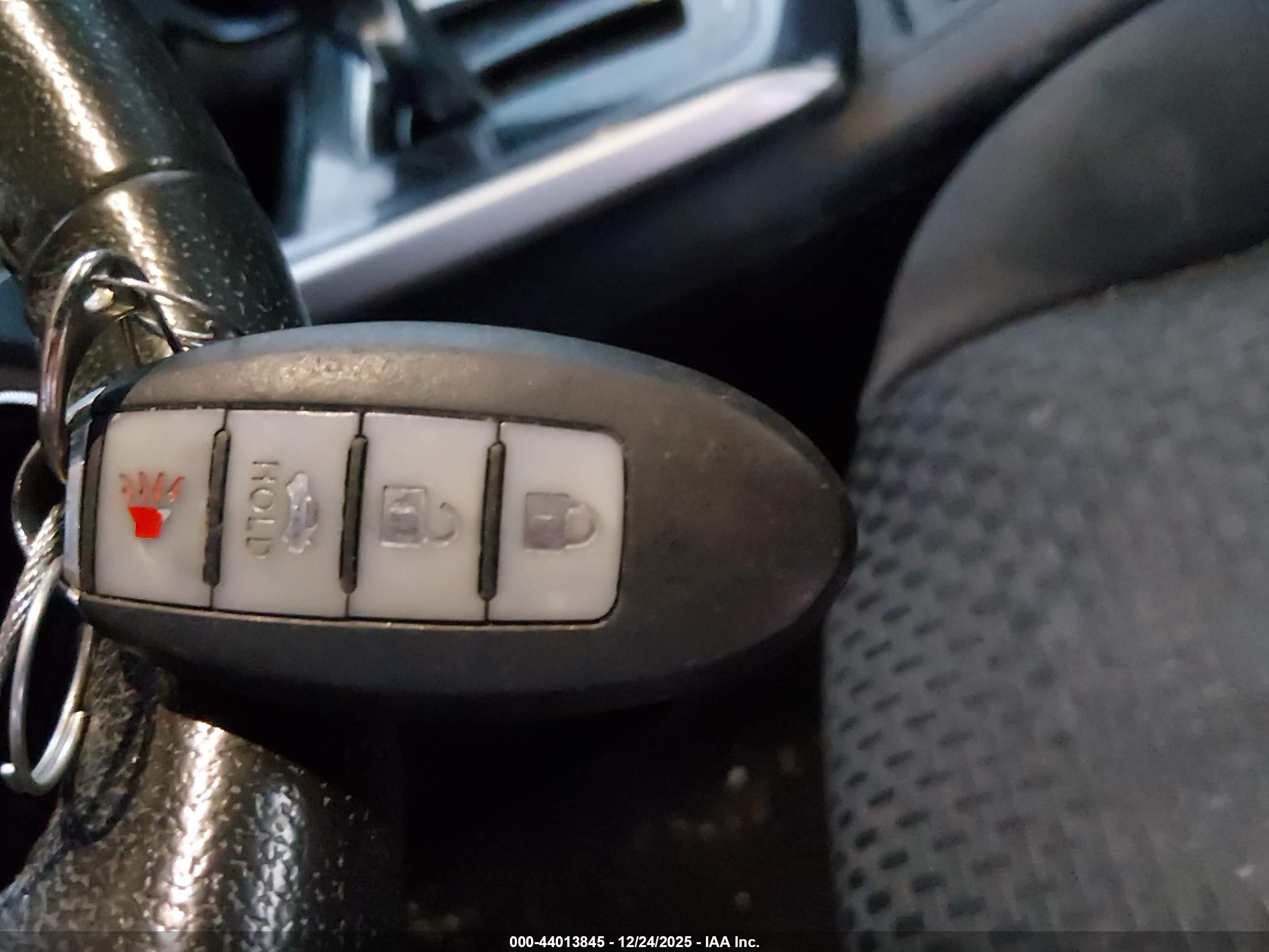NISSAN SENTRA image 11