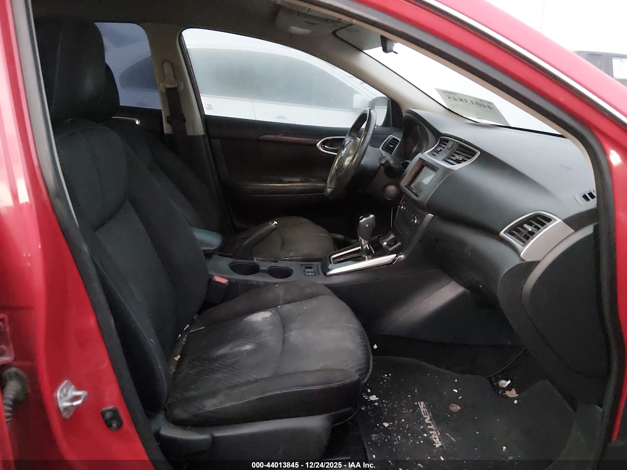 NISSAN SENTRA image 5