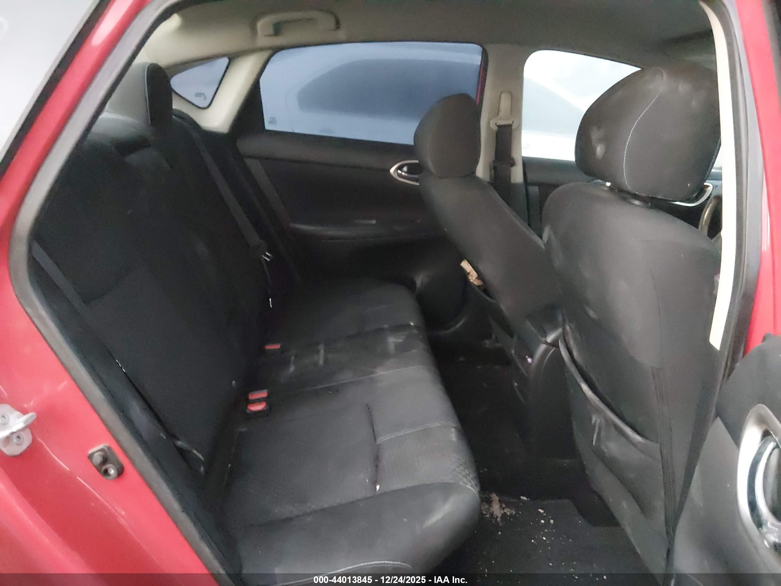NISSAN SENTRA image 8