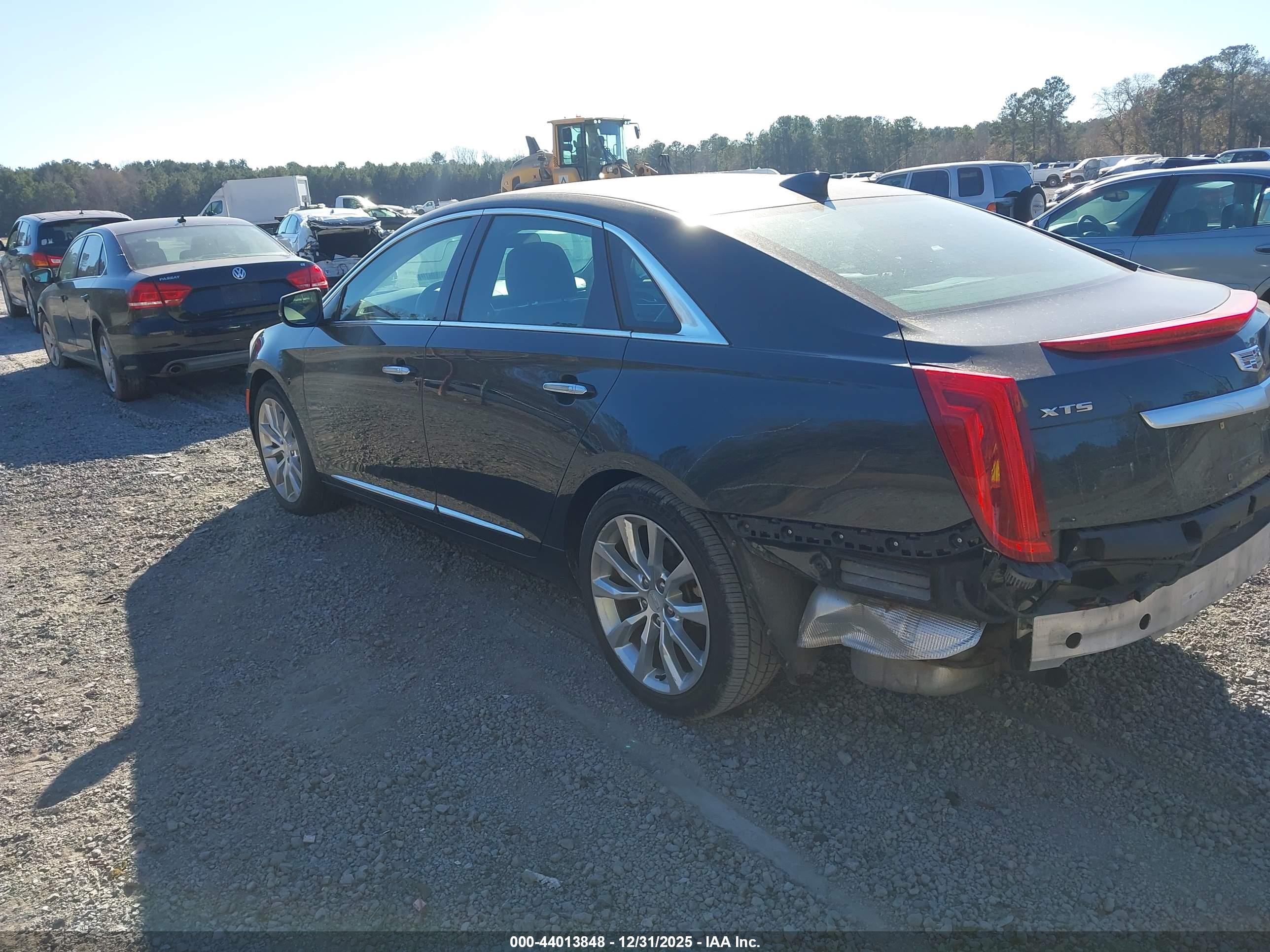 CADILLAC XTS image 3