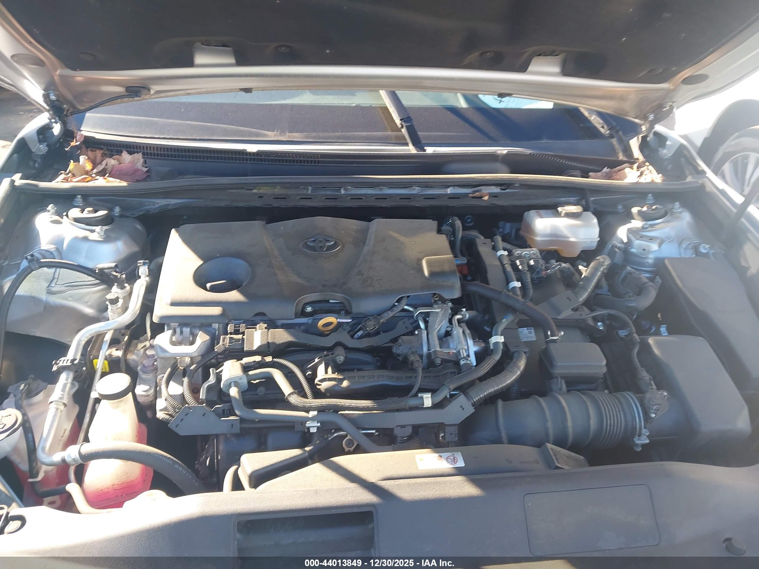 TOYOTA CAMRY image 10