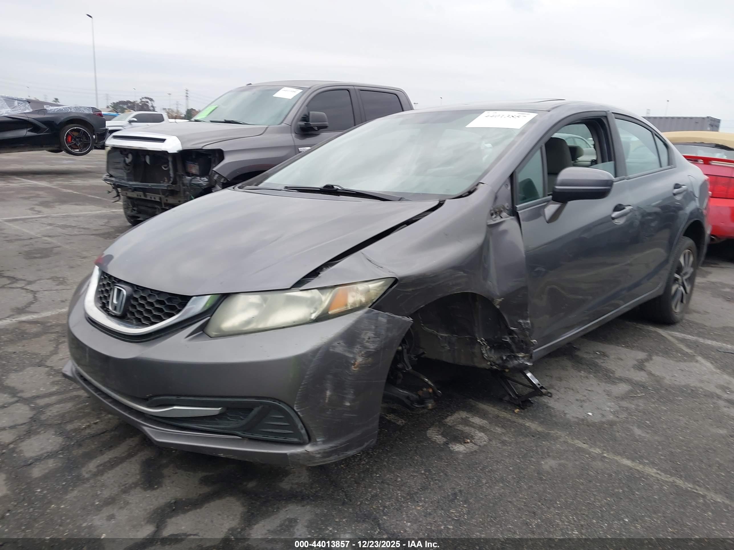 HONDA CIVIC image 2