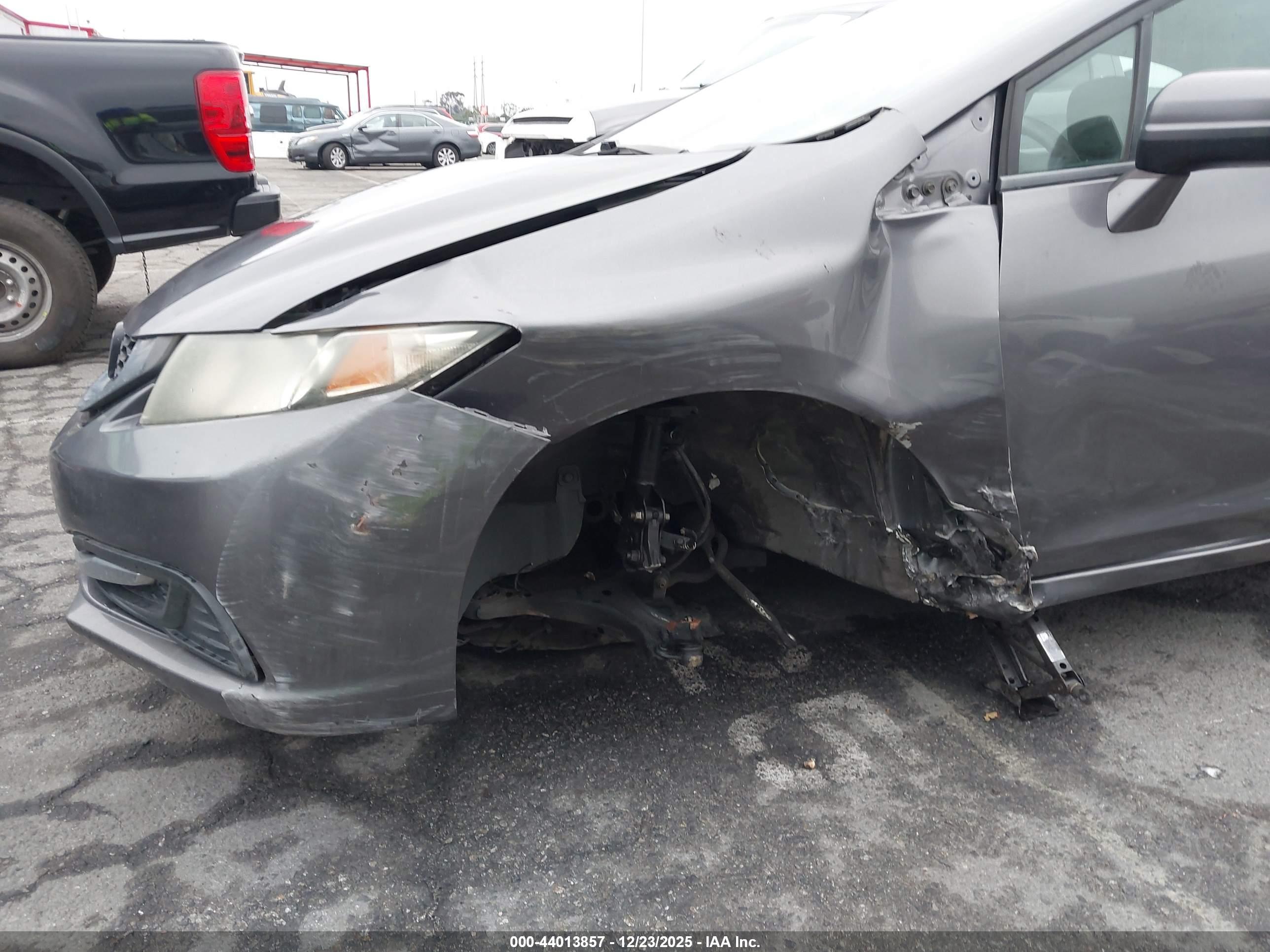 HONDA CIVIC image 6
