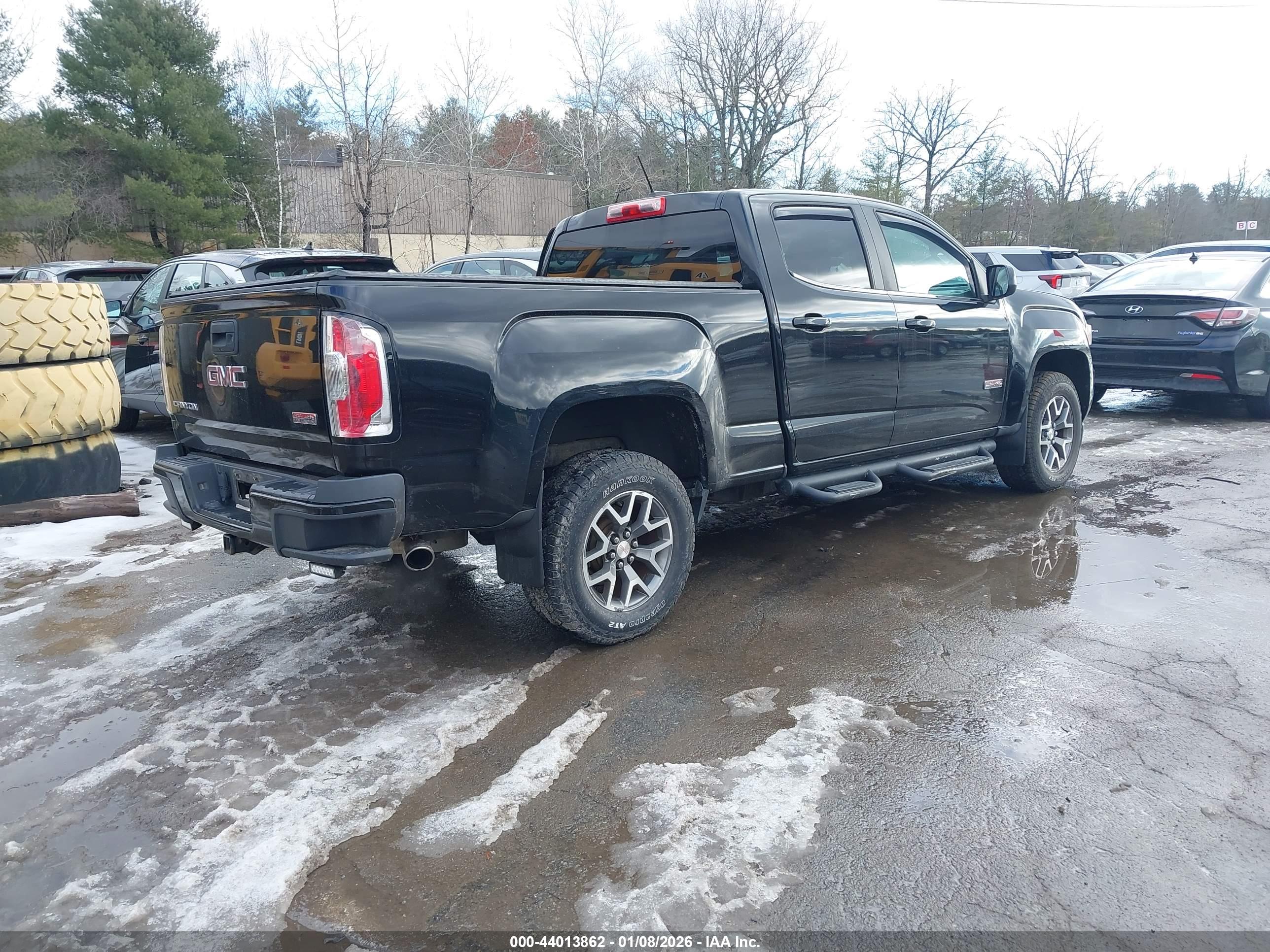 GMC CANYON image 4