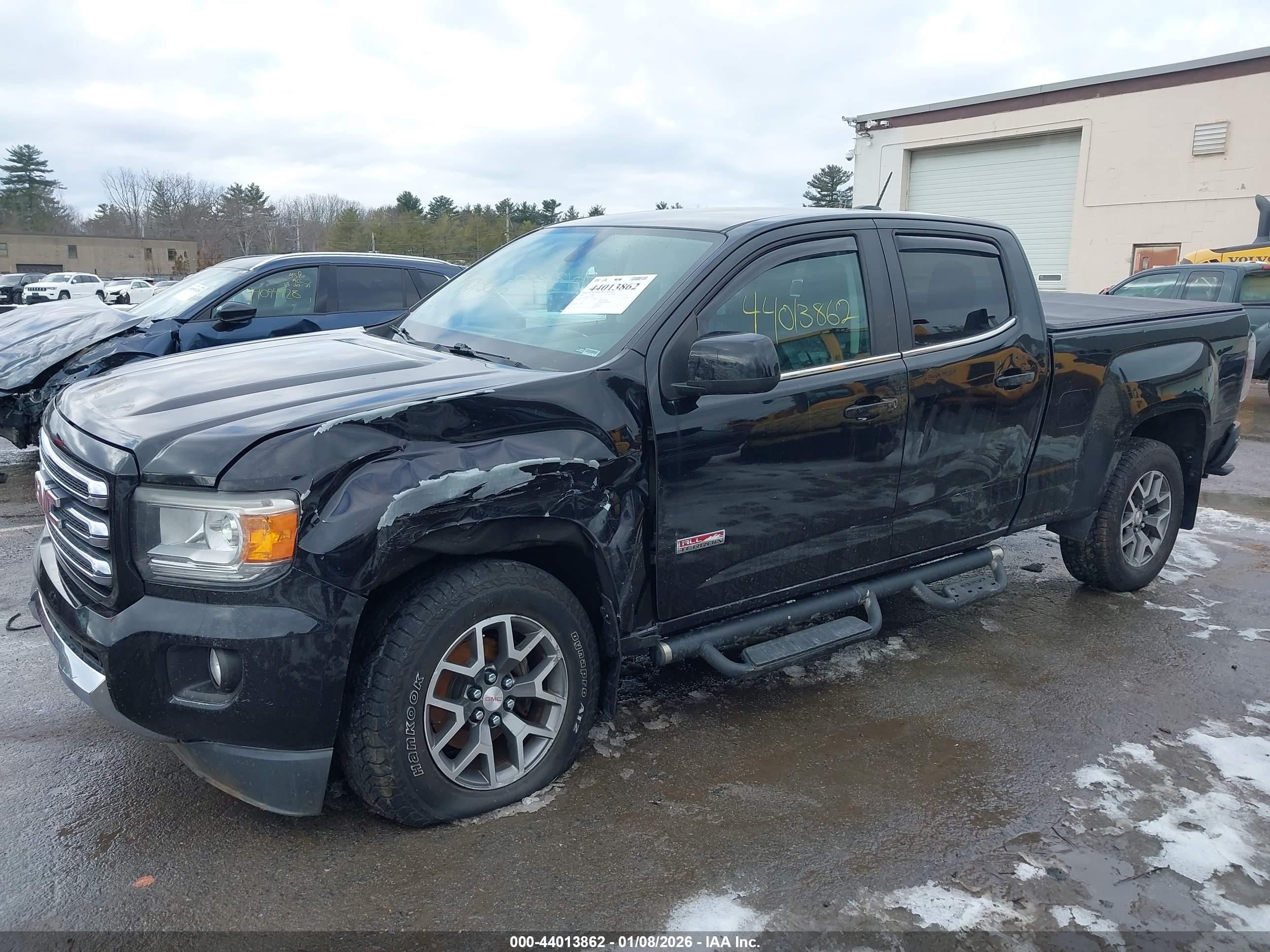 GMC CANYON image 6