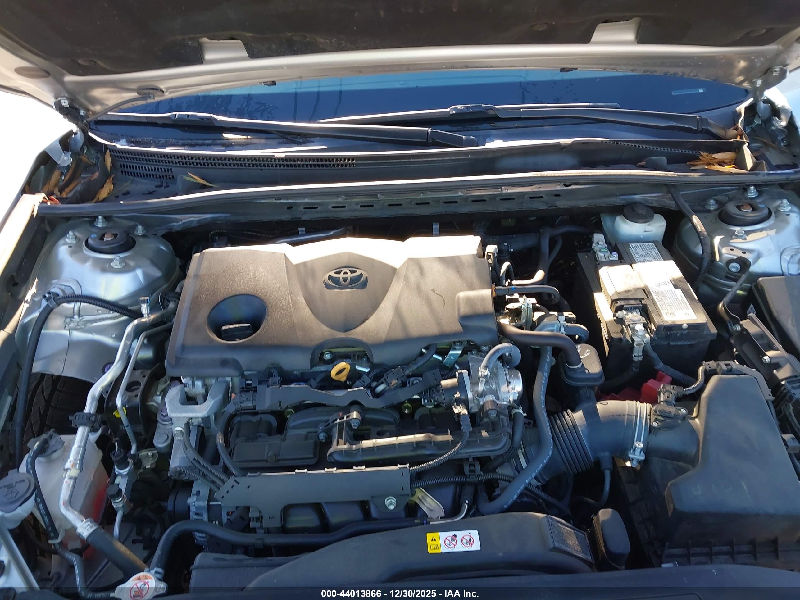 TOYOTA CAMRY image 10