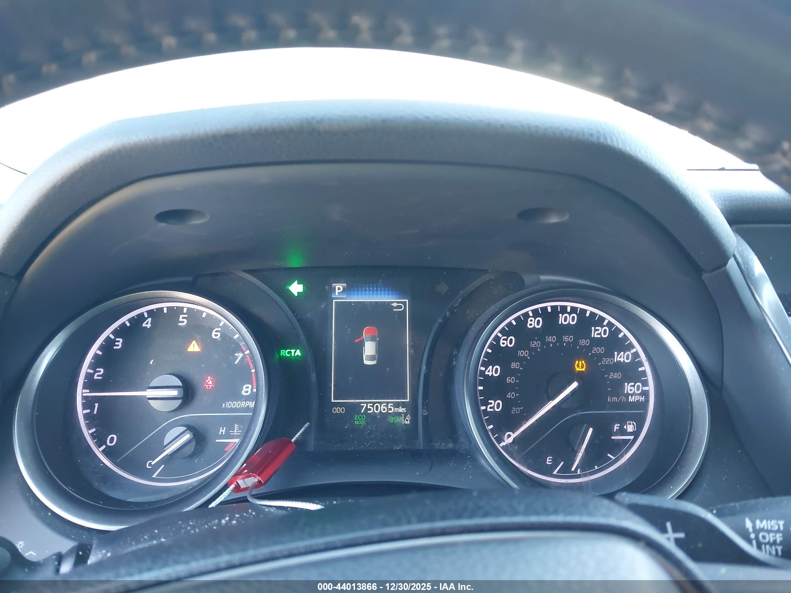 TOYOTA CAMRY image 7