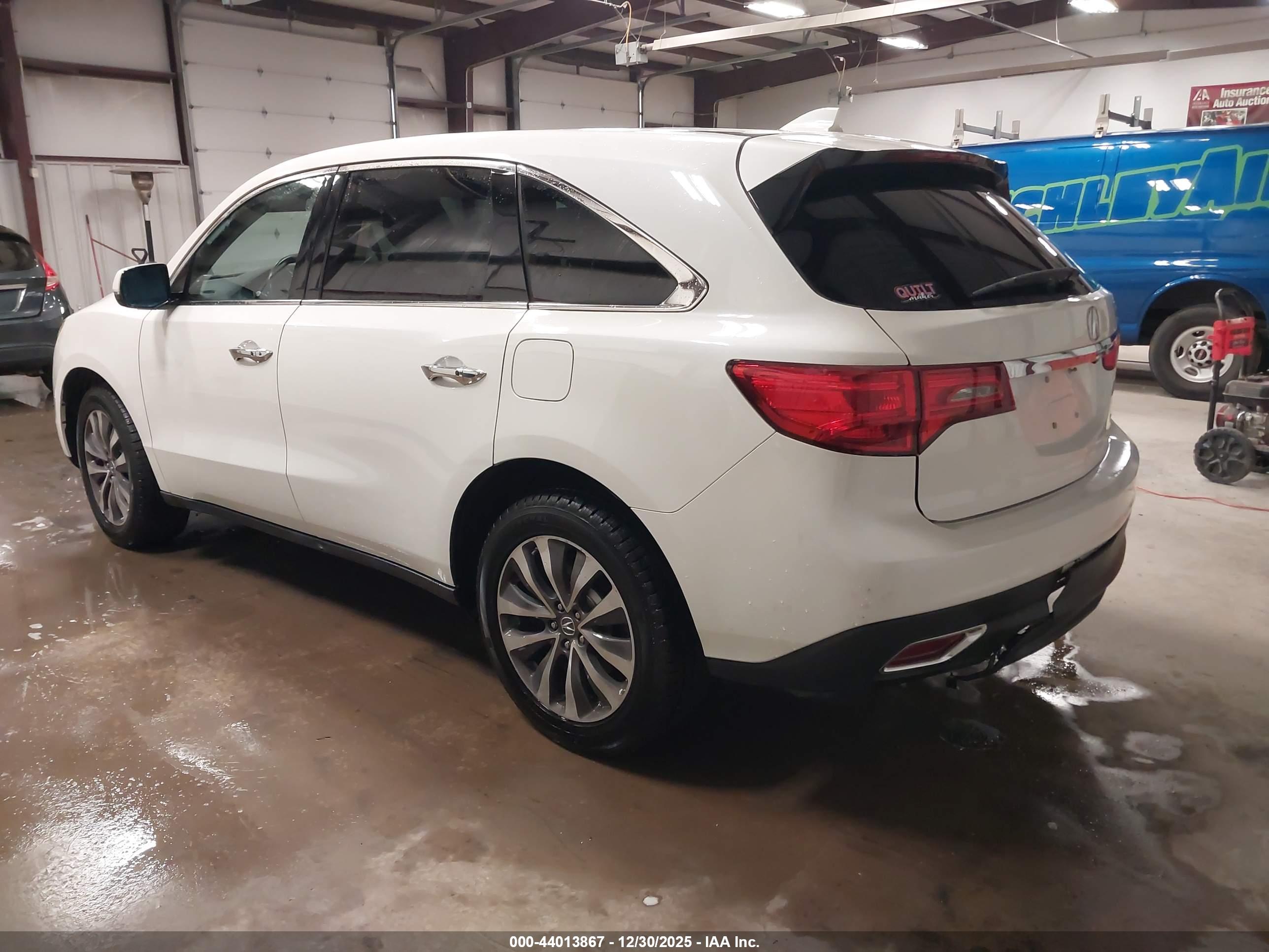 ACURA MDX image 3