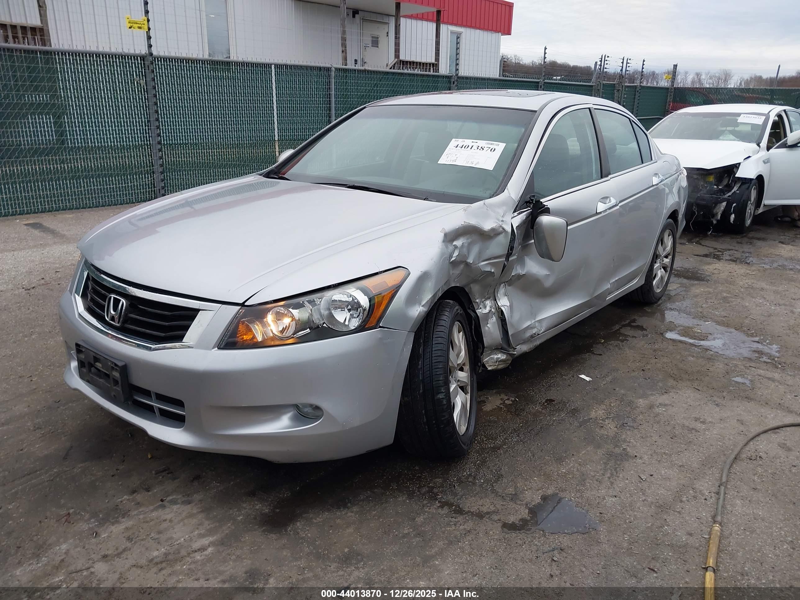 HONDA ACCORD image 2
