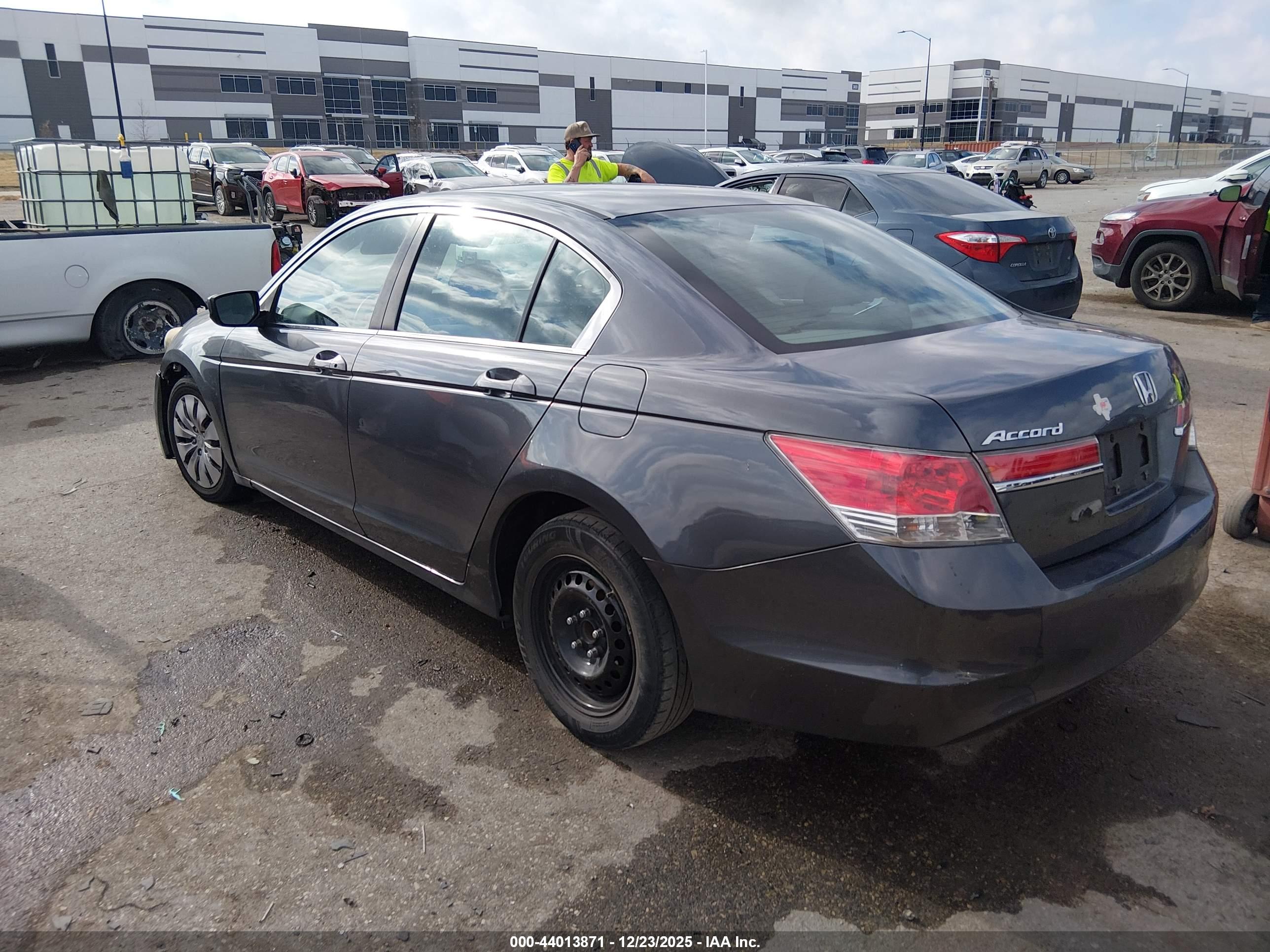 HONDA ACCORD image 3