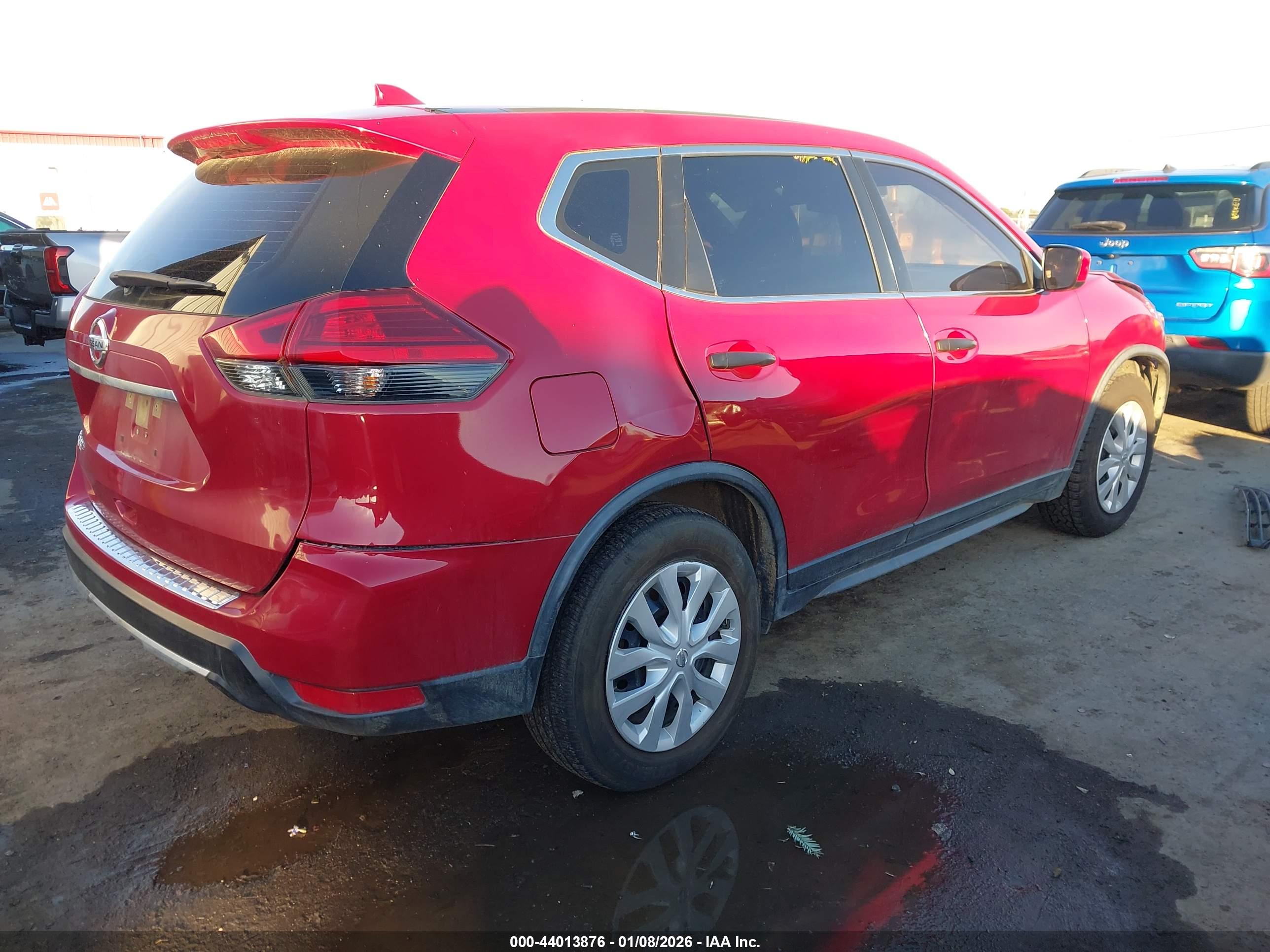 NISSAN ROGUE image 4