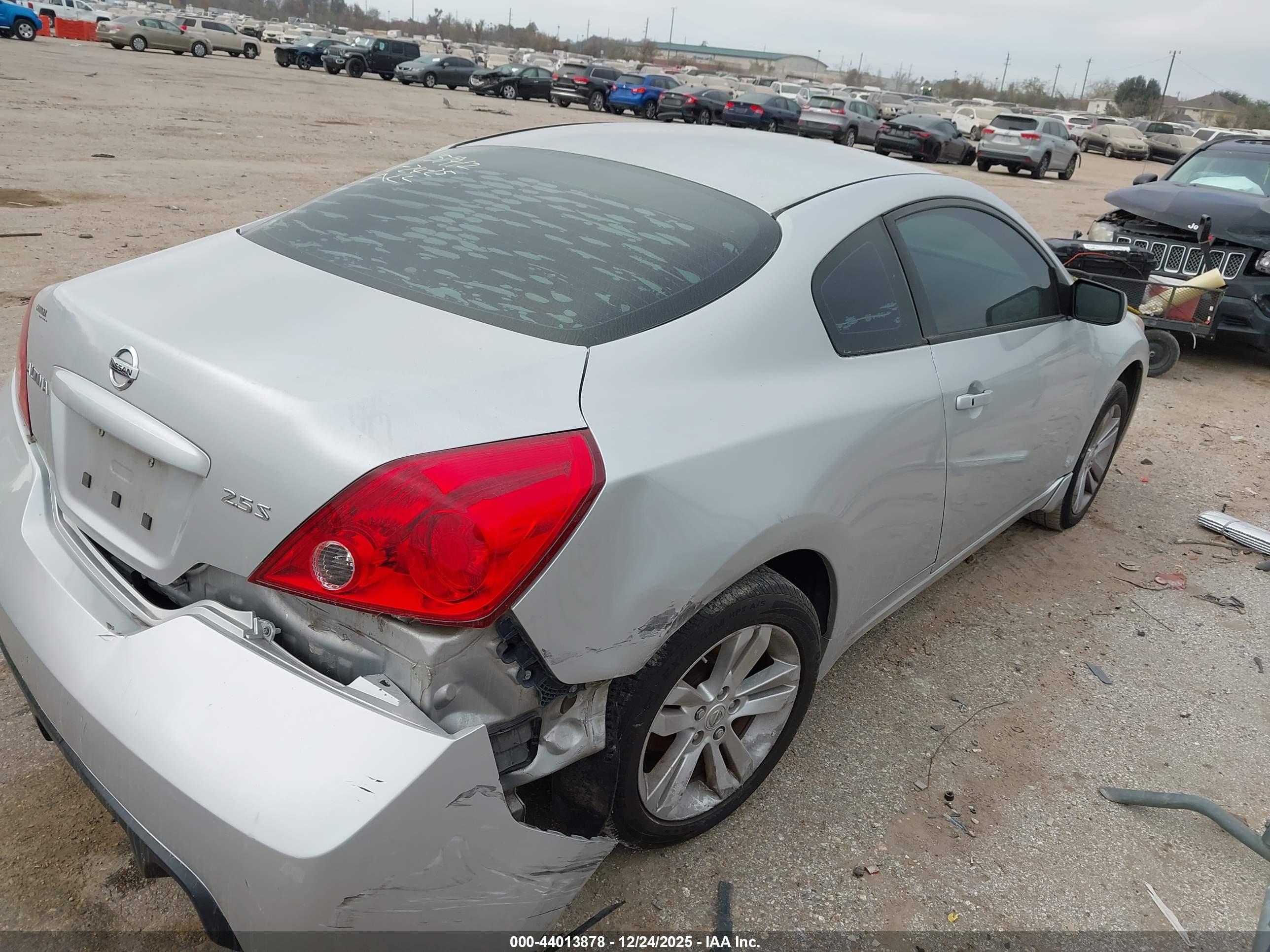 NISSAN ALTIMA image 4