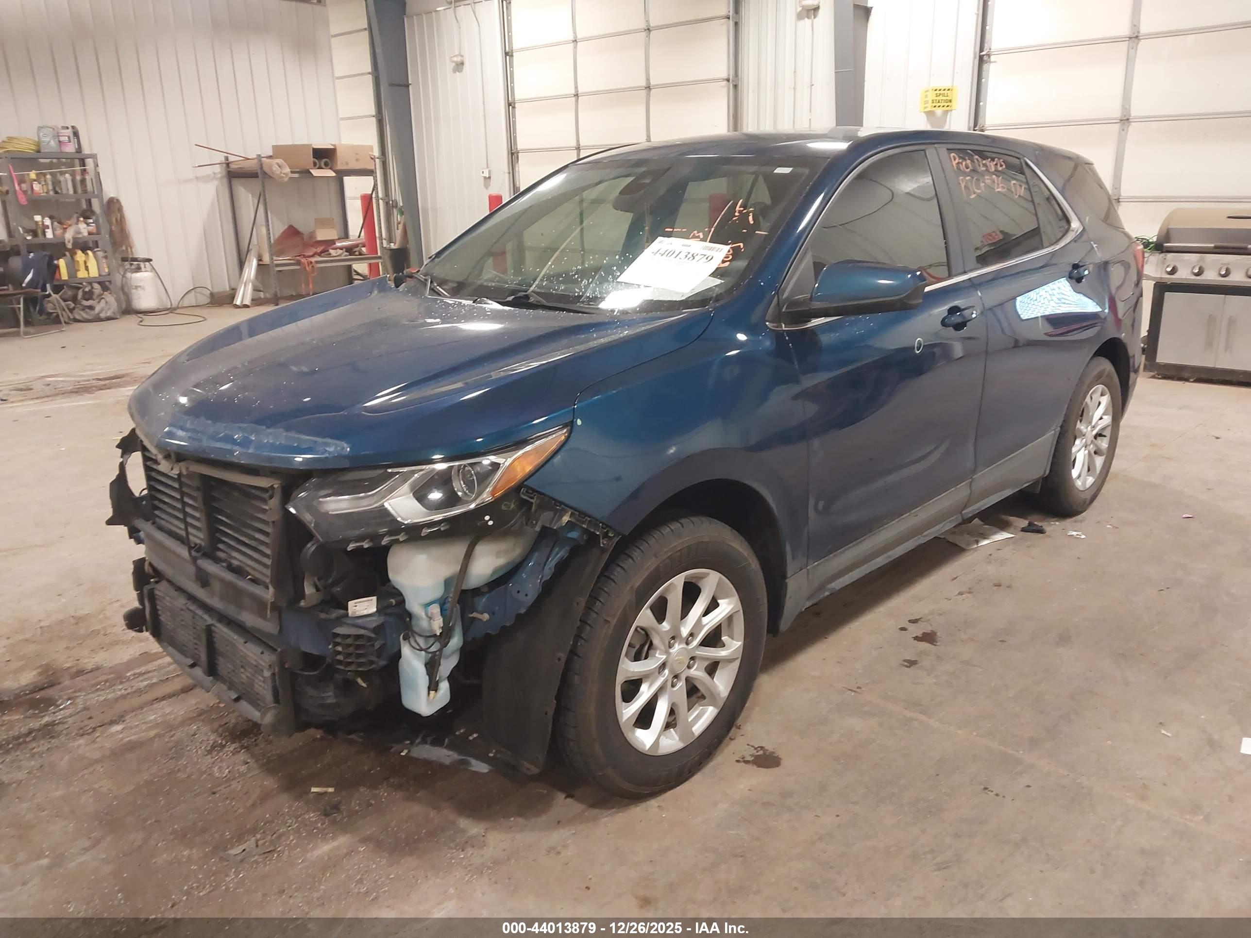 CHEVROLET EQUINOX image 2