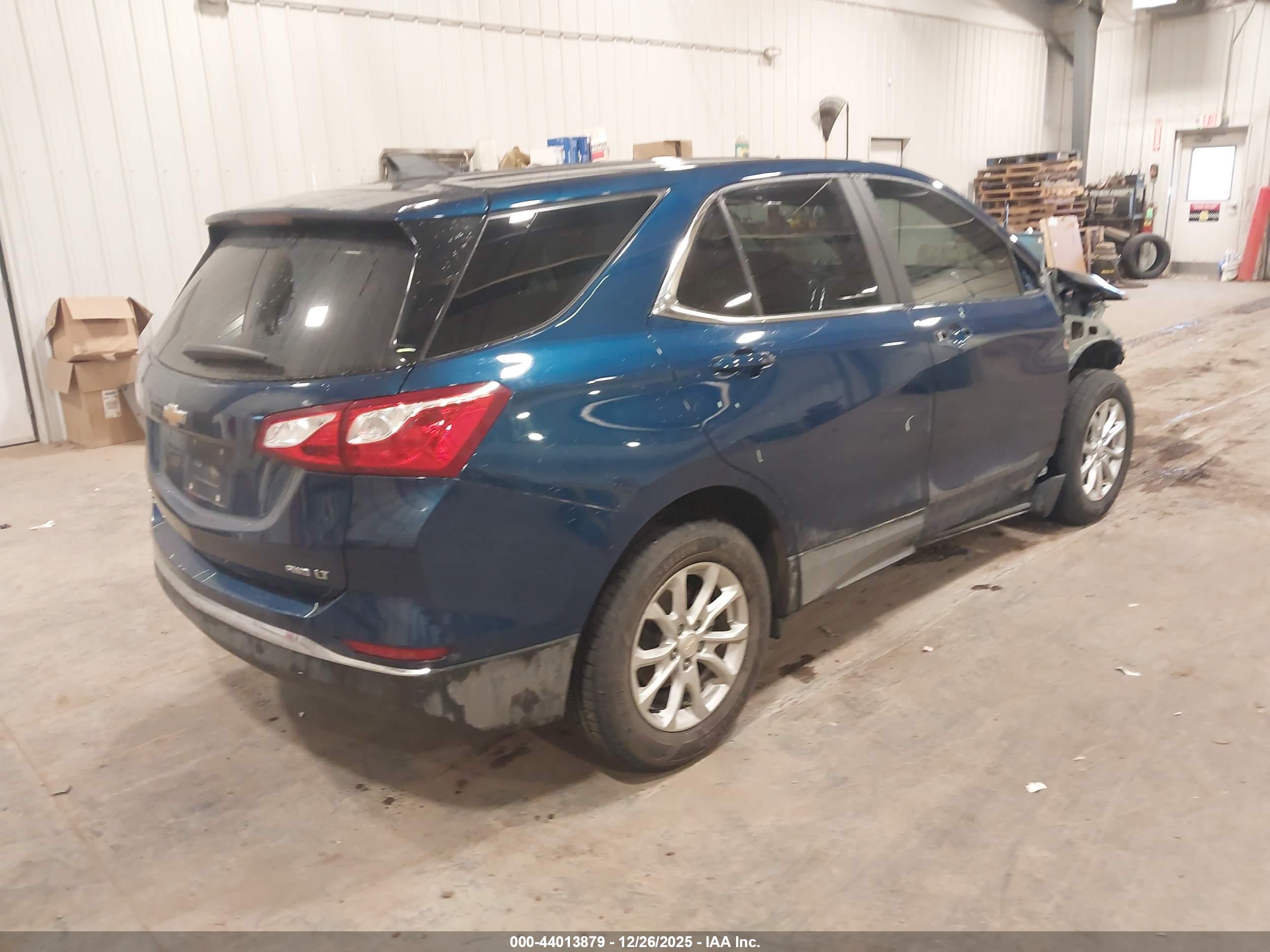 CHEVROLET EQUINOX image 4